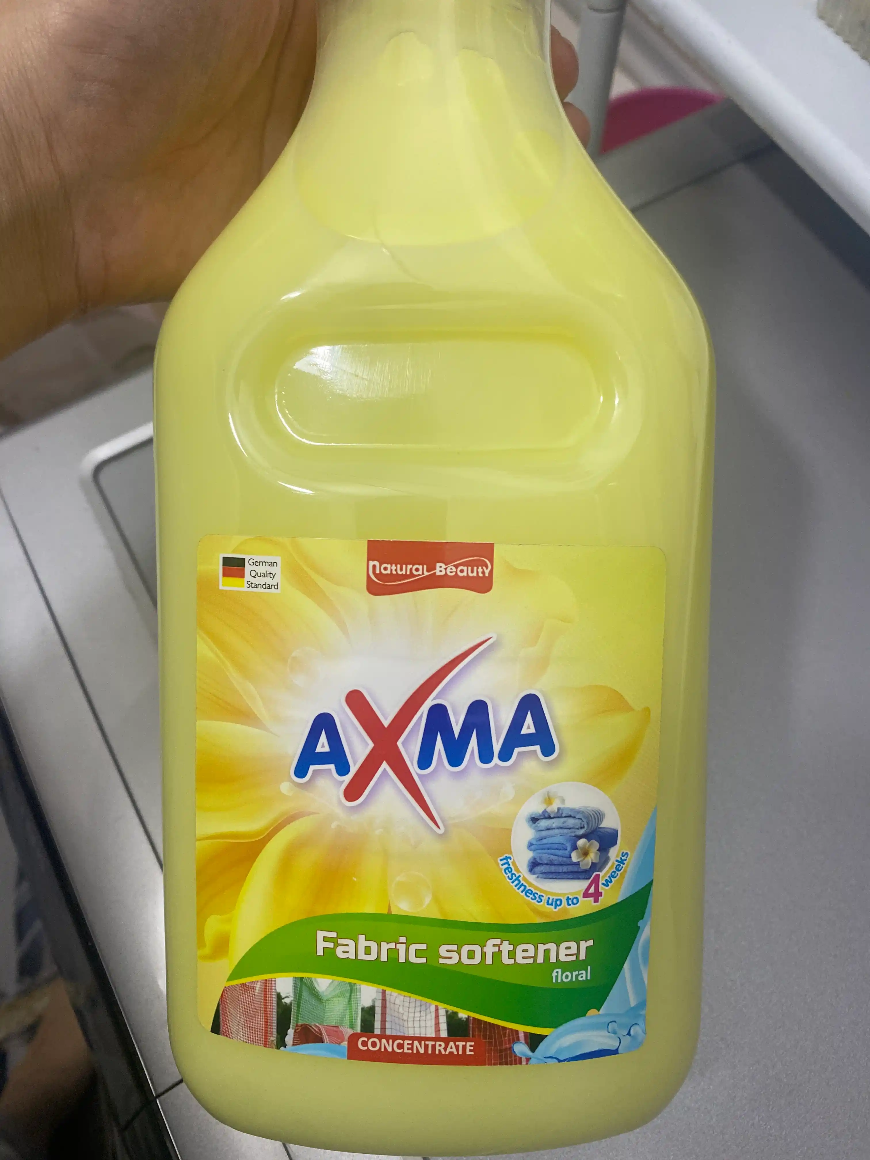 Ichki kiyimlar uchun AXMA Gul konditsioneri, 1,5 litr