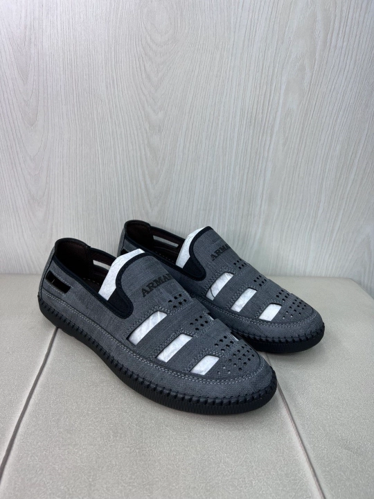 Erkaklar sandalilari, 39-43