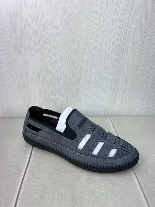 Erkaklar sandalilari, 39-43