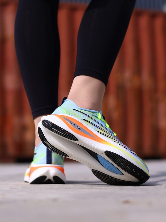 Ayollar sport poyabzali, fitnes va yoga uchun, kichik o‘lchamli