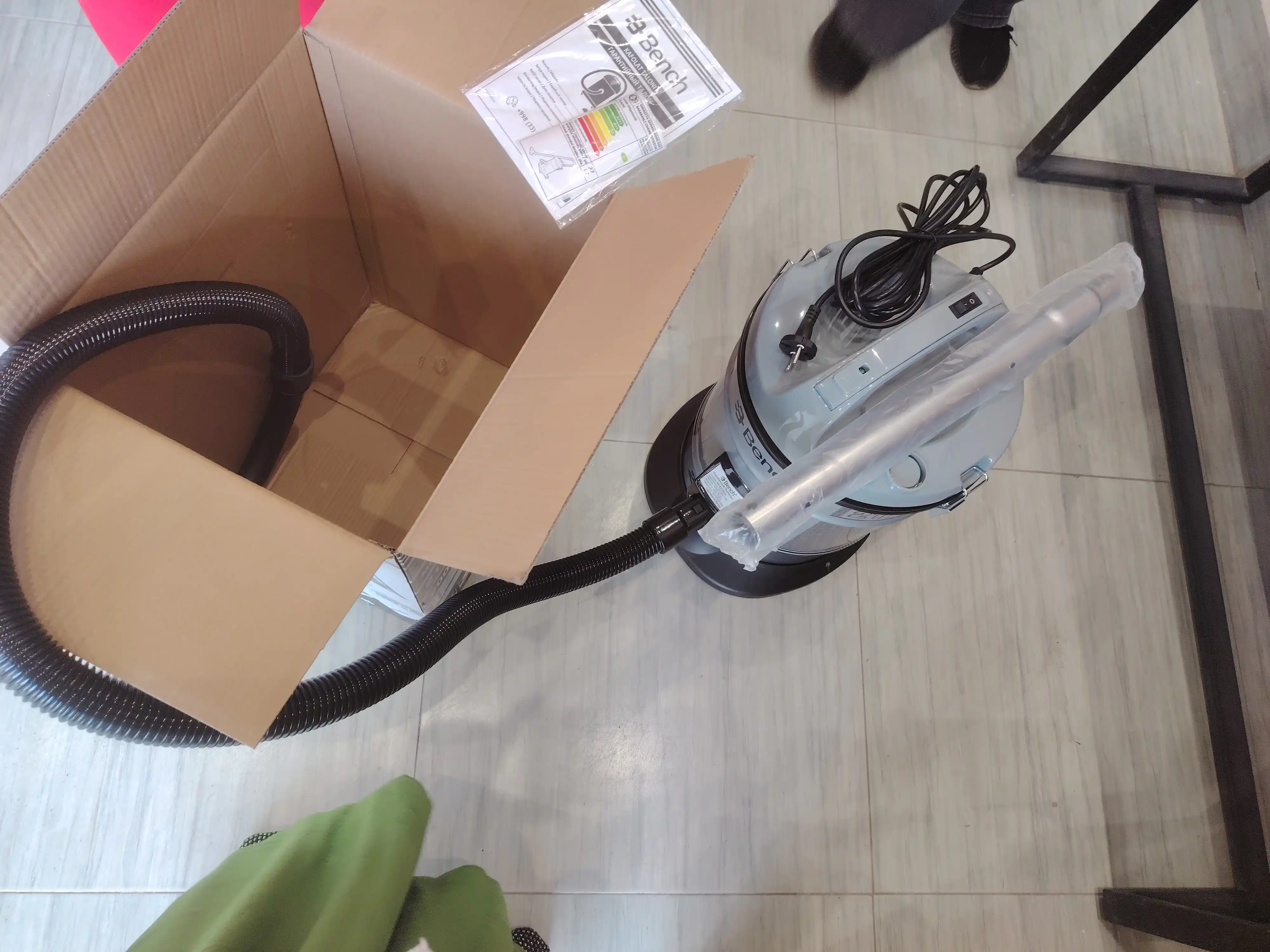 Барабанный пылесос BD-K2120PG, 2000 Вт, сухая уборка, ведро 21 л, Made in China
