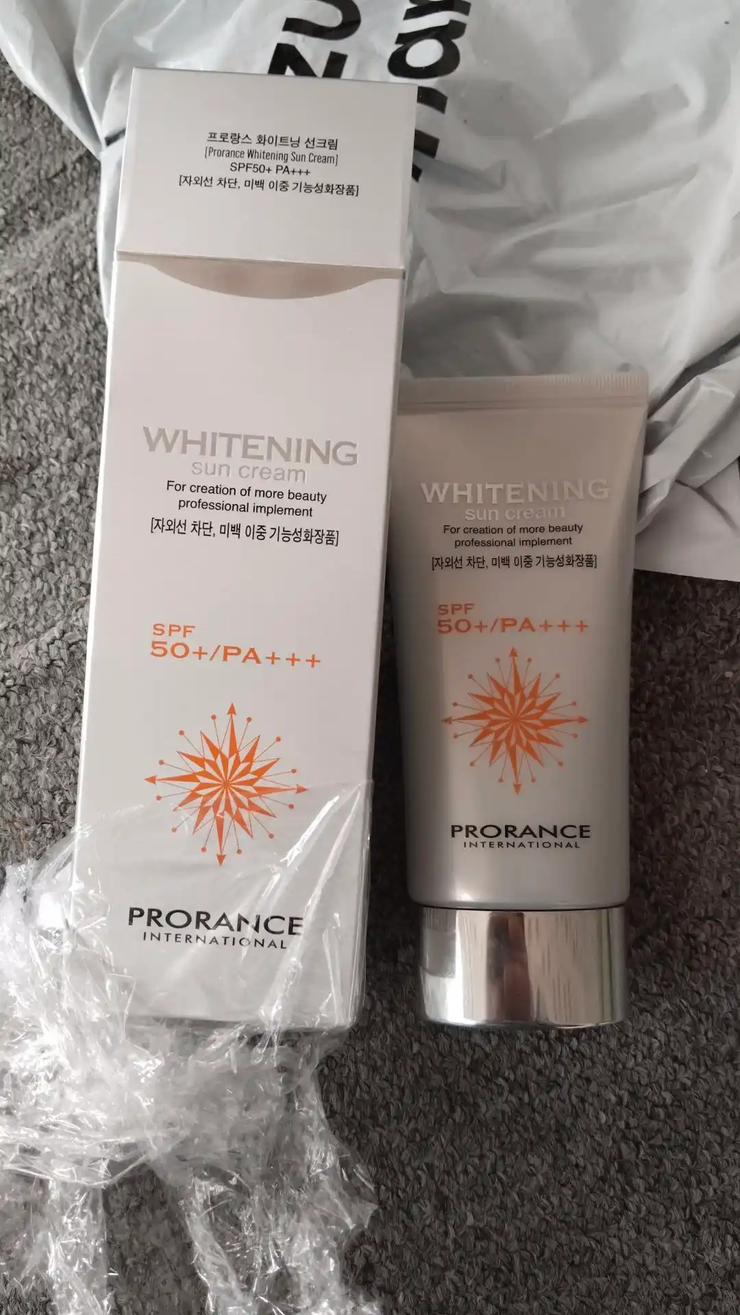 Quyoshdan himoya oqartiruvchi krem Prorance Whitening SPF 50+ PA+++, 70 ml