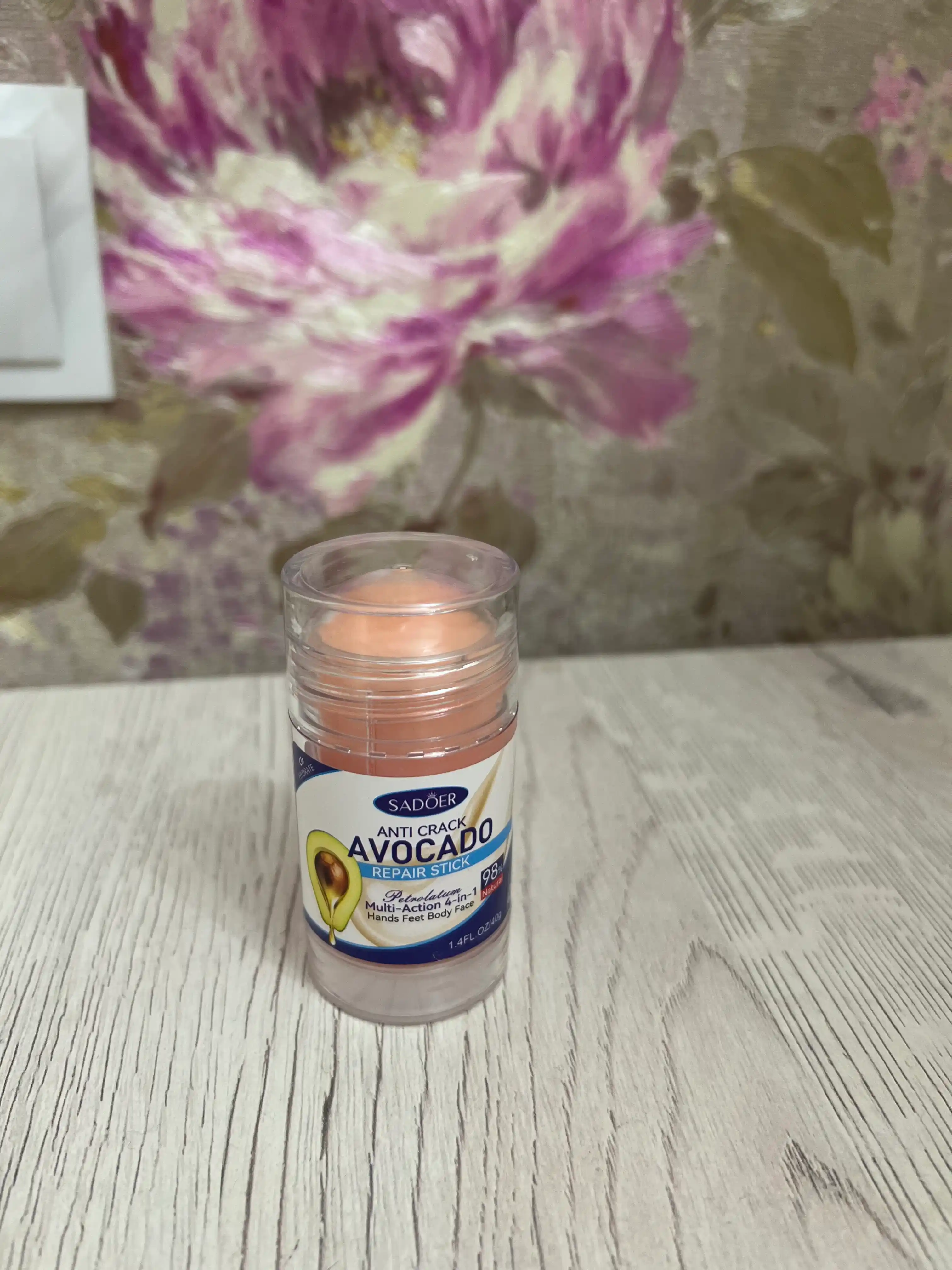 Quruq yuz va tana terisi uchun tiklovchi va namlovchi balzam-stik Sadoer, 40 g