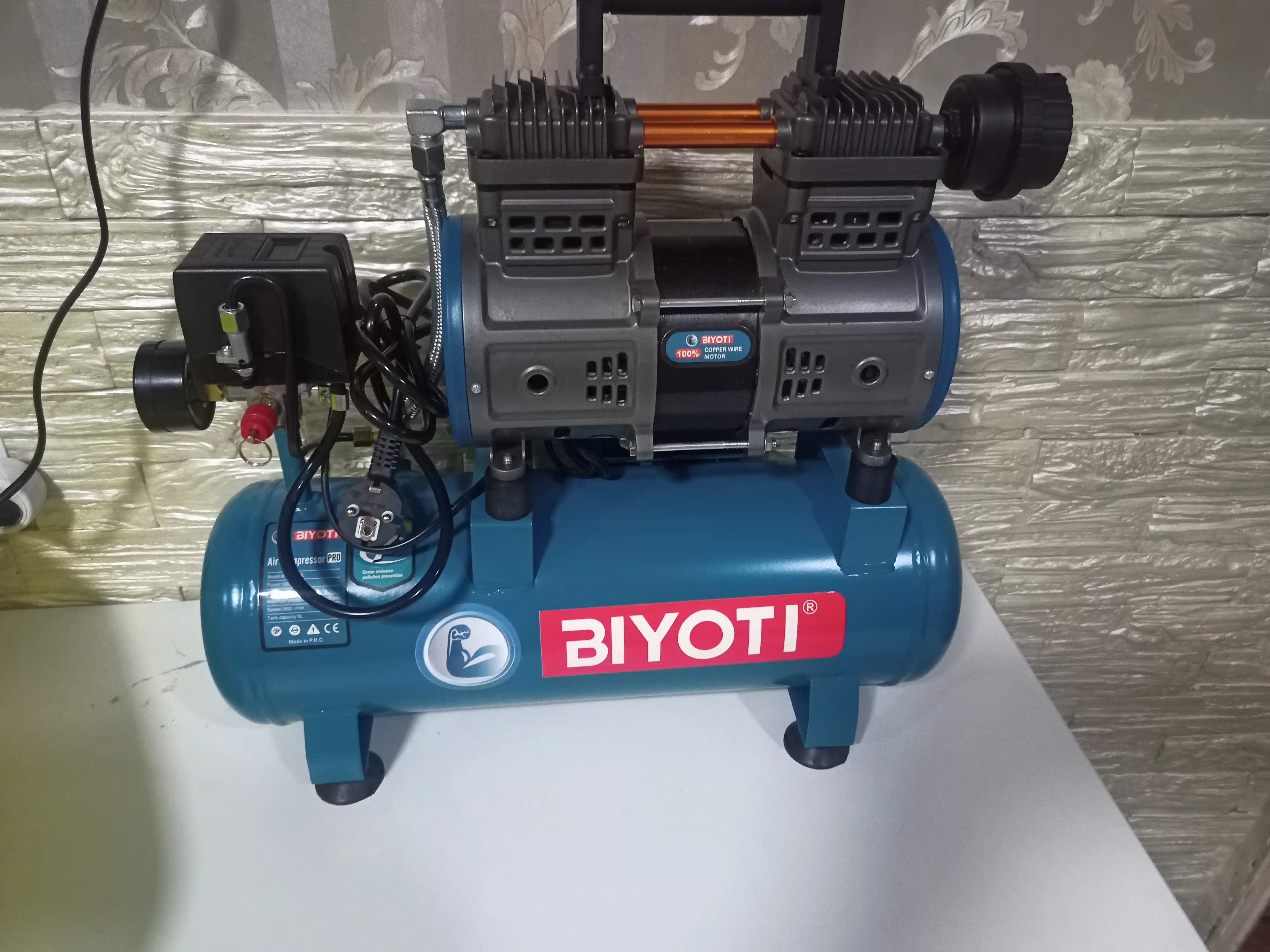 Компрессор воздушный безмасляный BYT-AC09L, ART 2506