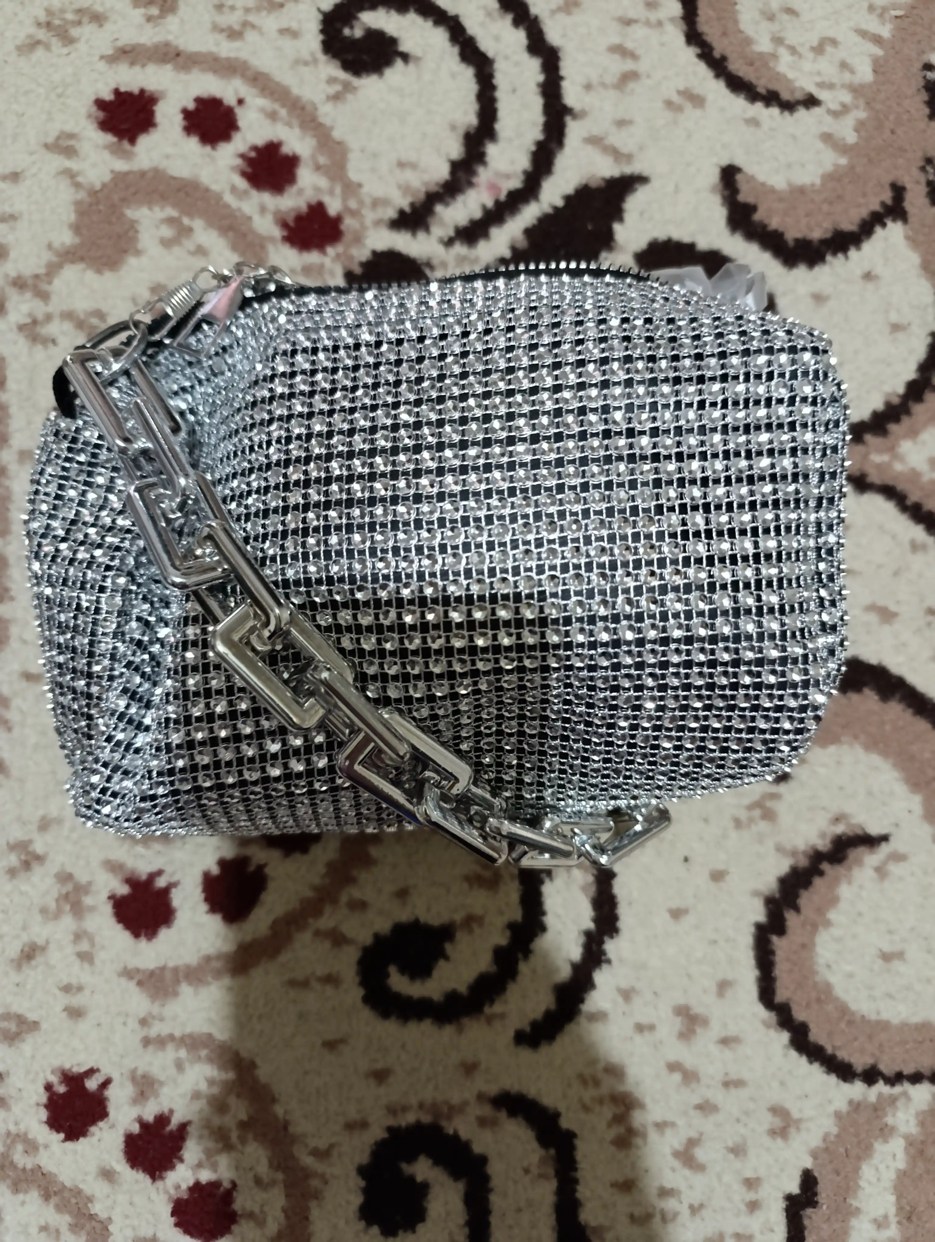 Ayollar sumkasi, ayollar sumkasi, yaltiroq, sumkacha, klatch