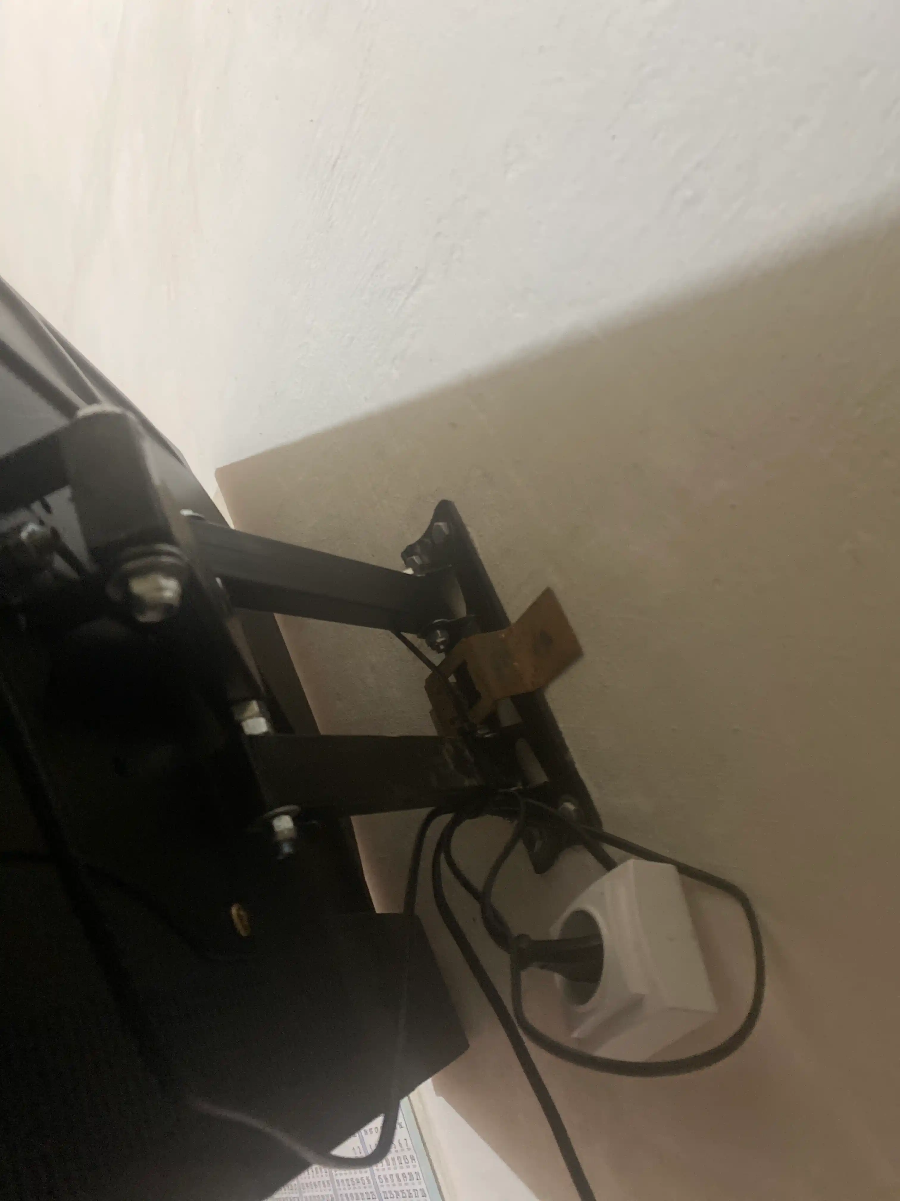 Televizor uchun kronshteyn INNOTECH MAX 17''-55''