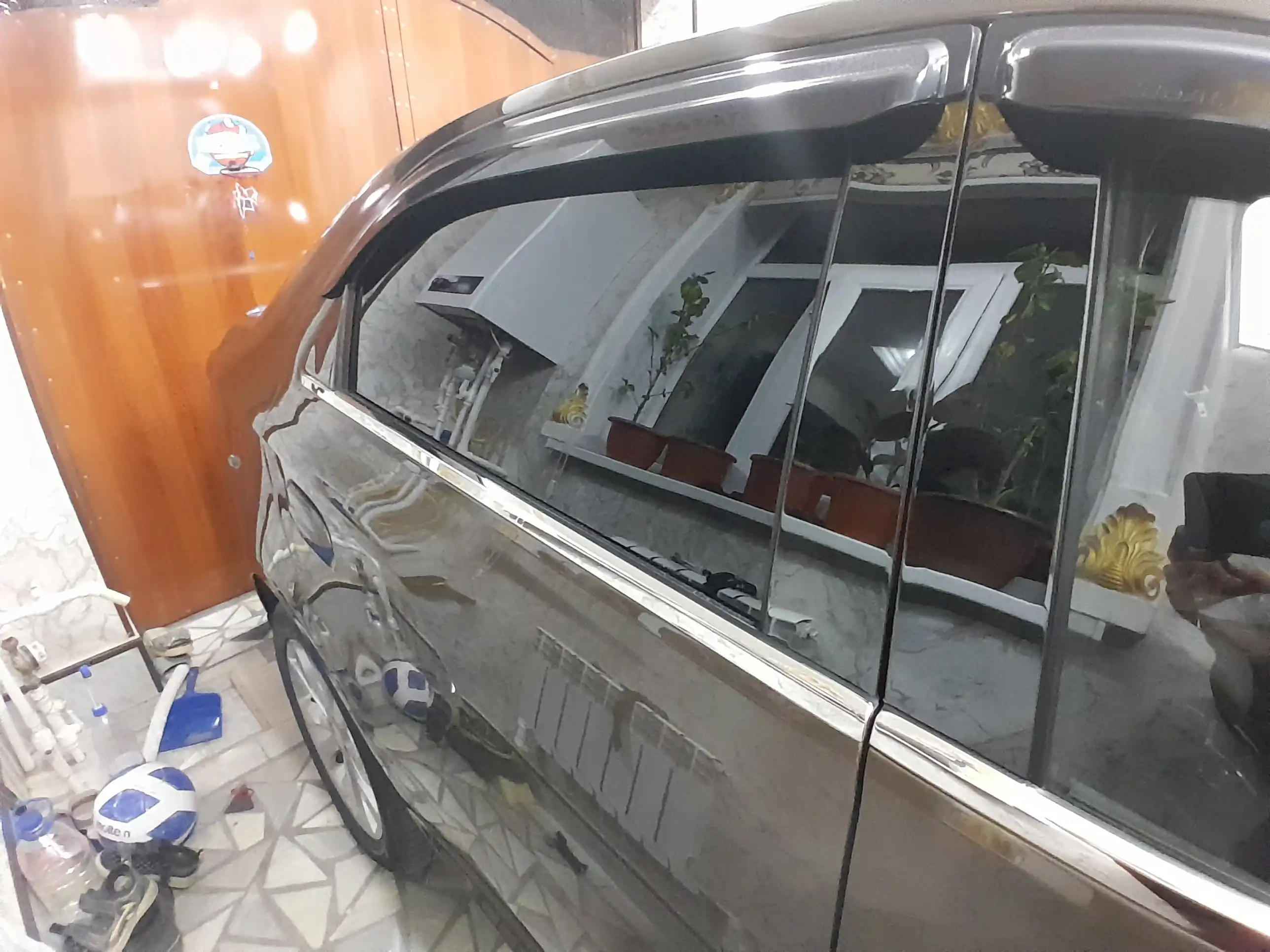 Eshiklari ustunlariga nakladkalar Spark,Cobalt,Nexia,Lacetti,Gentra, Labo,yaltiroq, qora