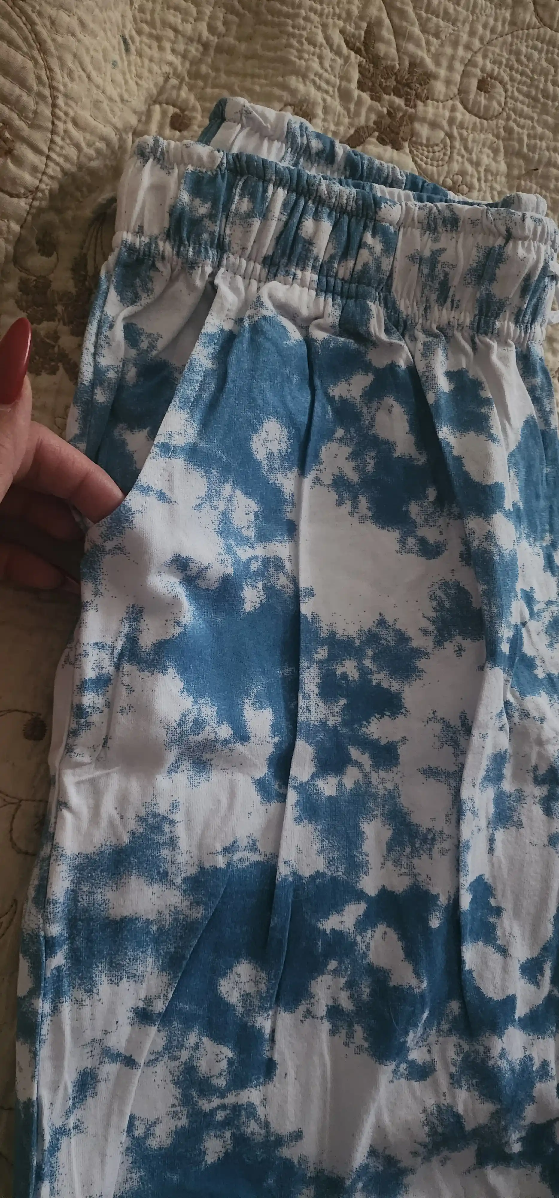 Ayollar uchun uy shimlari, pijama NEO