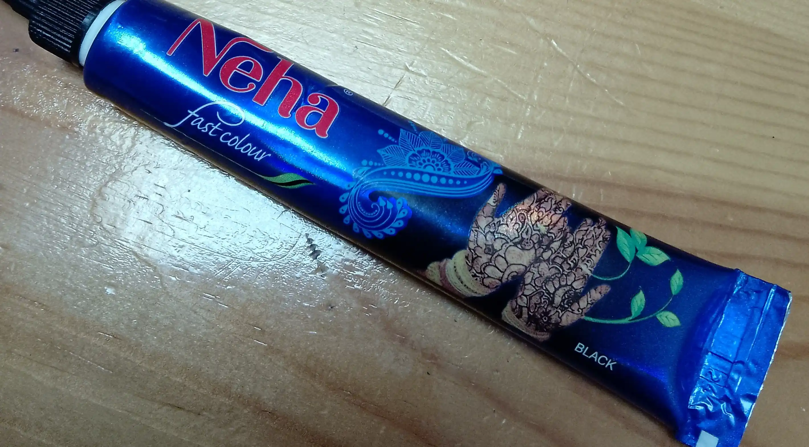 Хна для рук Neha, черная и коричневая