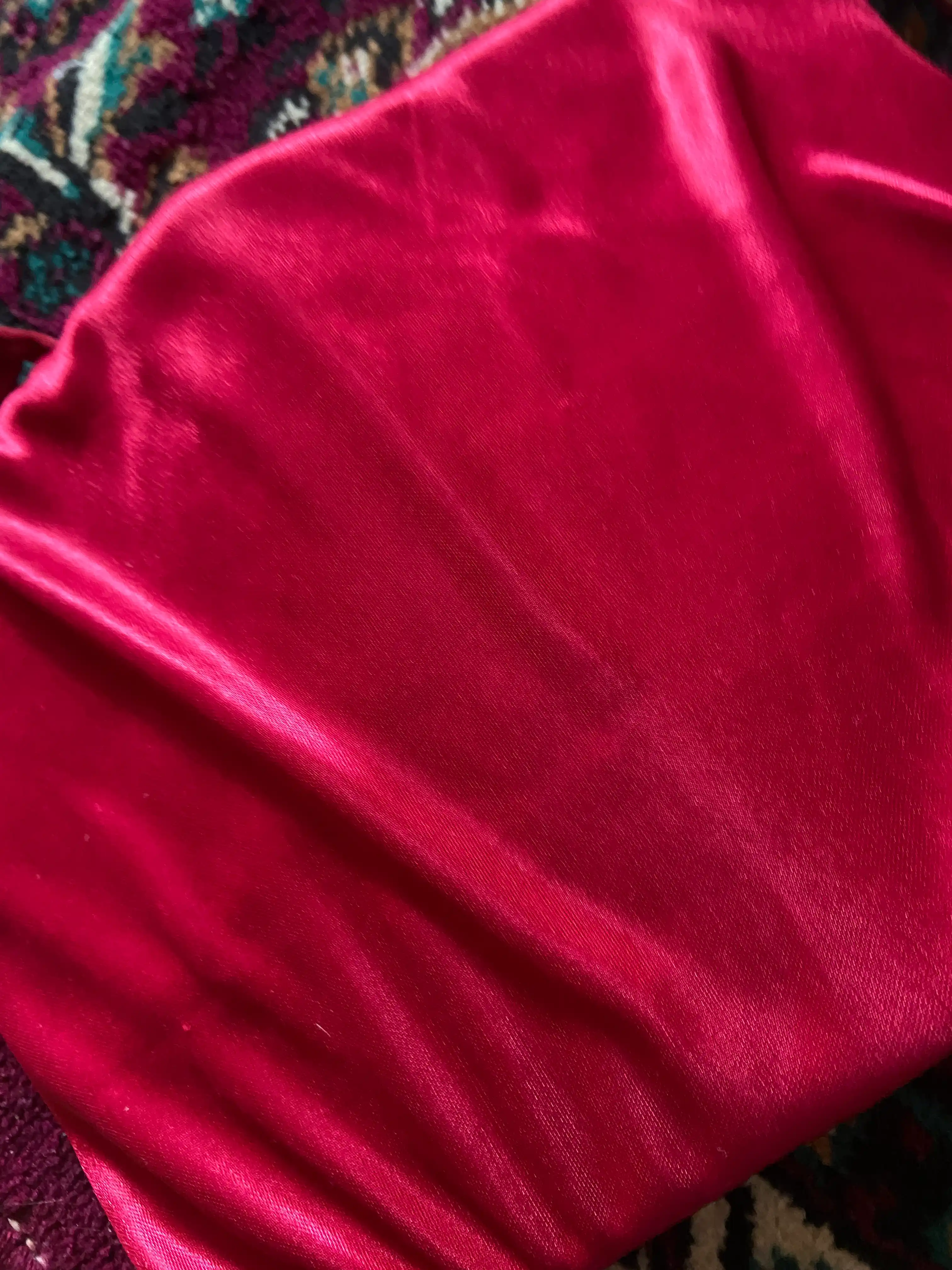 Pijama ayollar uchun, penyuar, stringi bilan to'plam