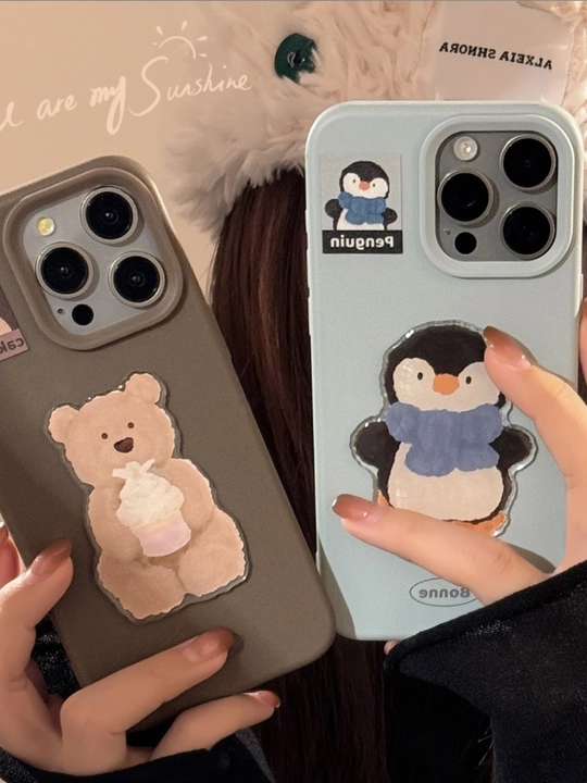 iPhone 11/12/13/14/15/16 Pro/ProMax uchun 3D stikerli yoqimli silikon g‘ilof