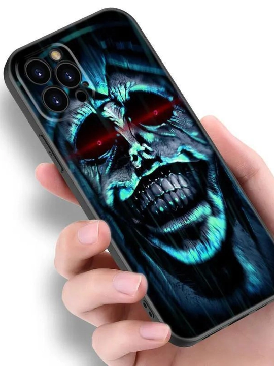 IPhone 16, 15, 14, 13, 12, 11 uchun Anime g'ilof Solo Leveling
