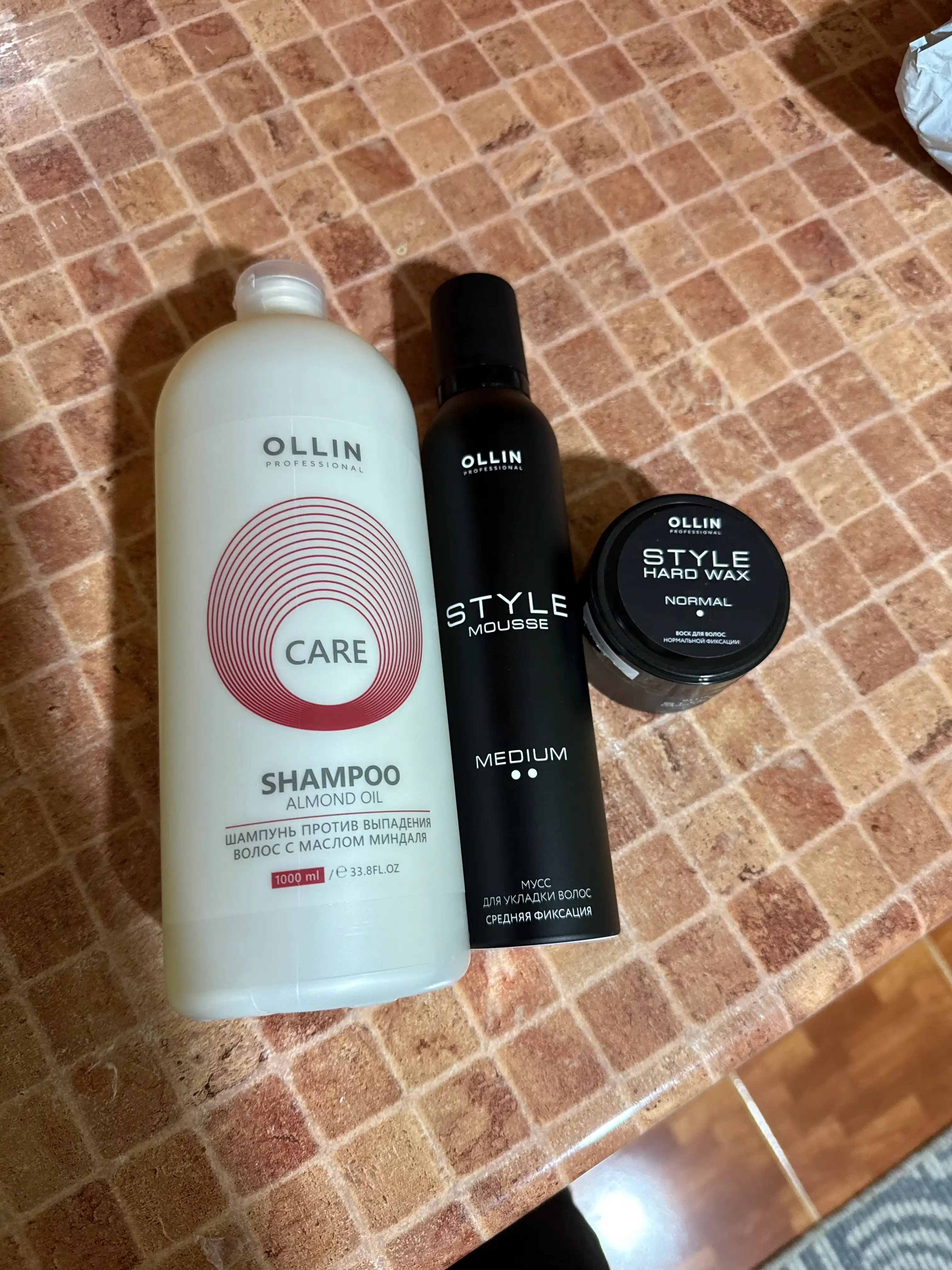 OLLIN STYLE soch turmagi muss, soch uchun ko'pik, penka, o'rtacha fiksatsiya 250 ml