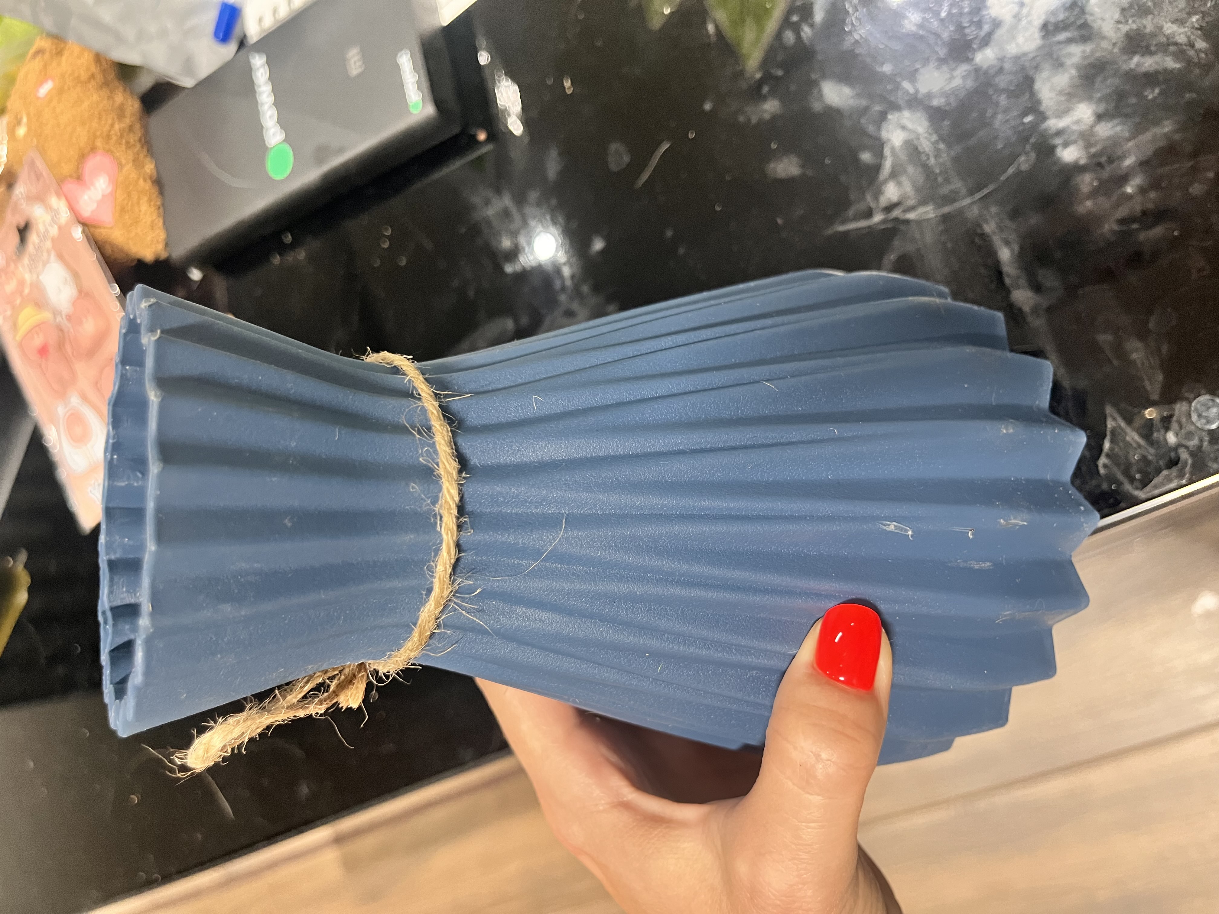 Gullar uchun guldon, plastik, sun'iy gullar va quritilgan gullar uchun