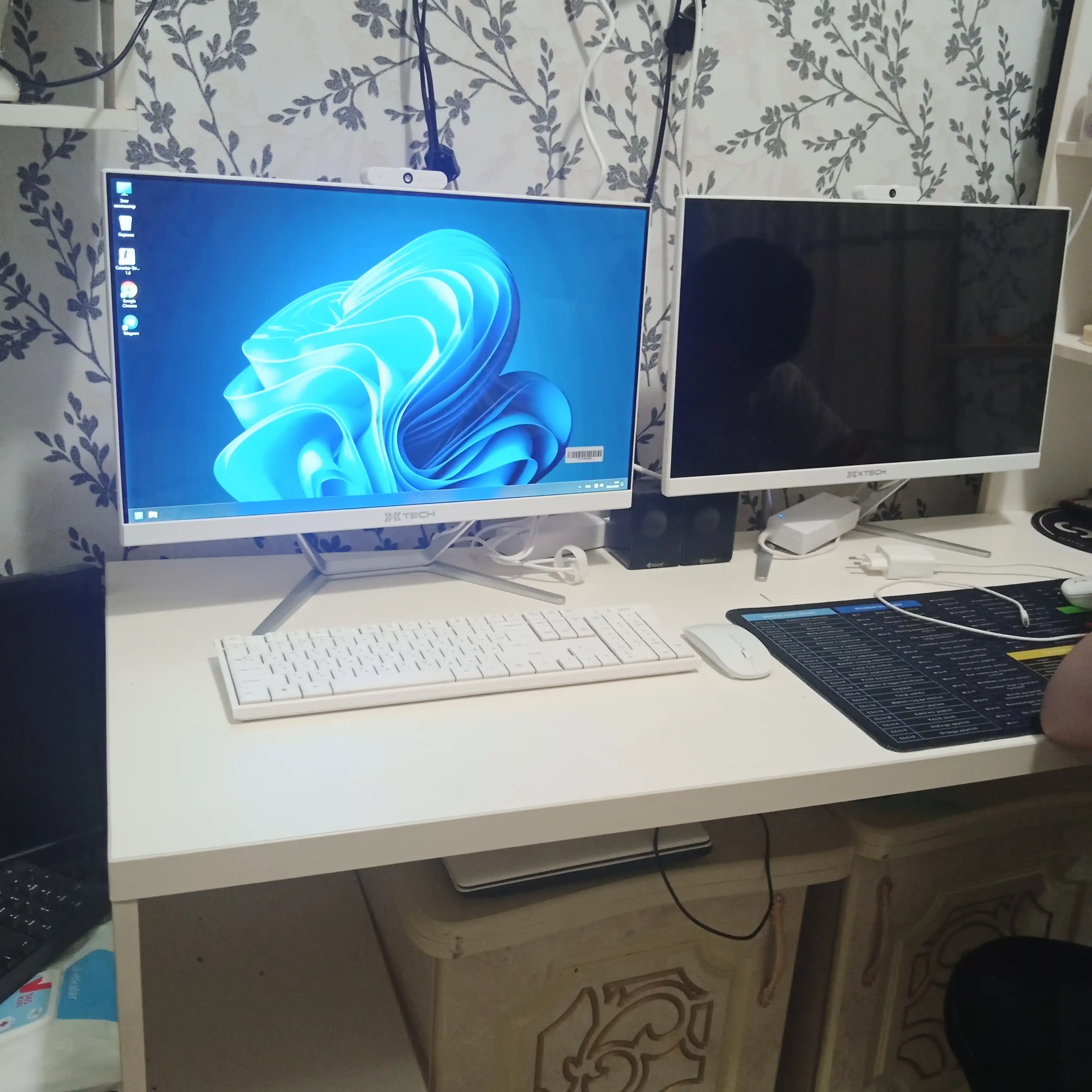 Monoblok Xtech, 24 dyum, Full HD, i5, 8 GB RAM, SSD 512 GB Windows 11, klaviatura sichqon