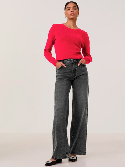 Rus onasi sikni soradi Fohishaxonada jinsiy aloqa uchun porno mashinalar