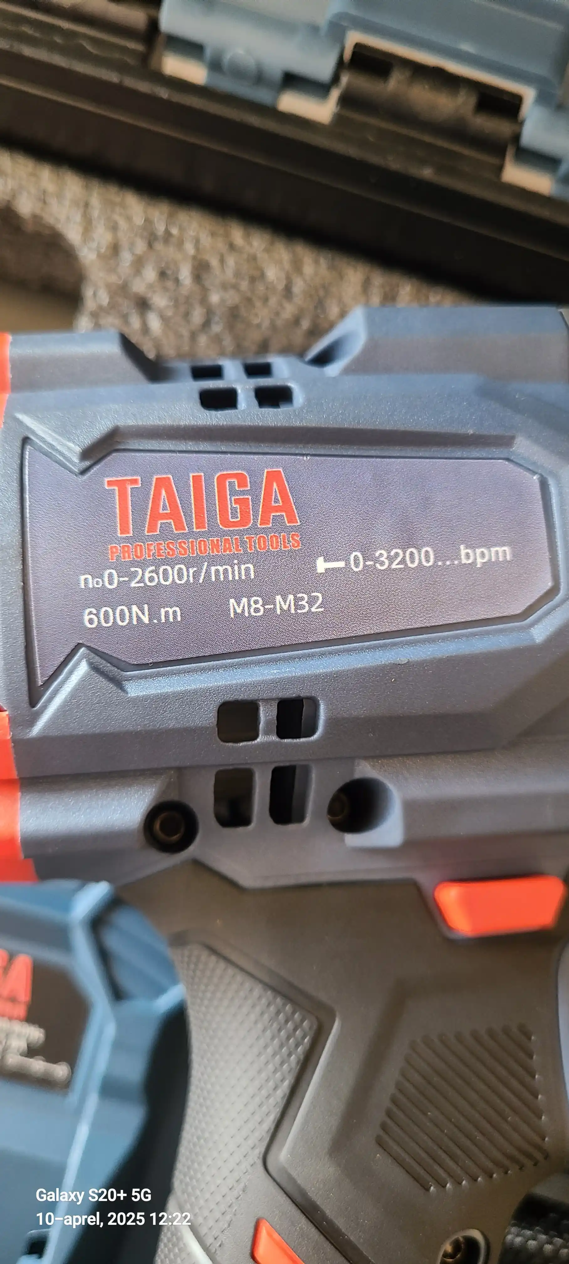 Simsiz zarbali Gayka buragich TAIGA TA-26006, cho'tkasiz