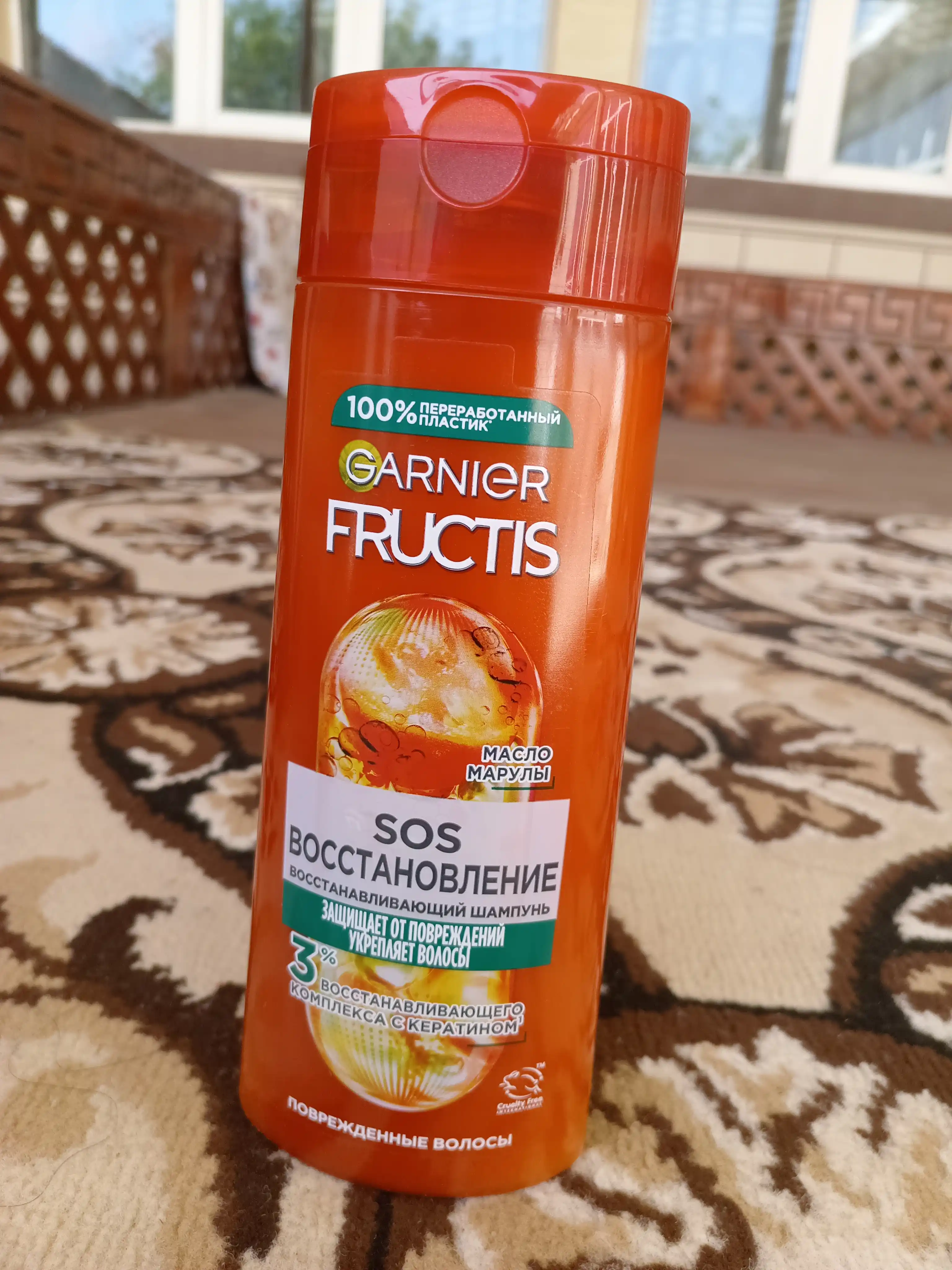 Garnier Fructis Sochni mustahkamlovchi shampun, SOS qayta tiklash, shikastlangan sochlar uchun, 250 ml