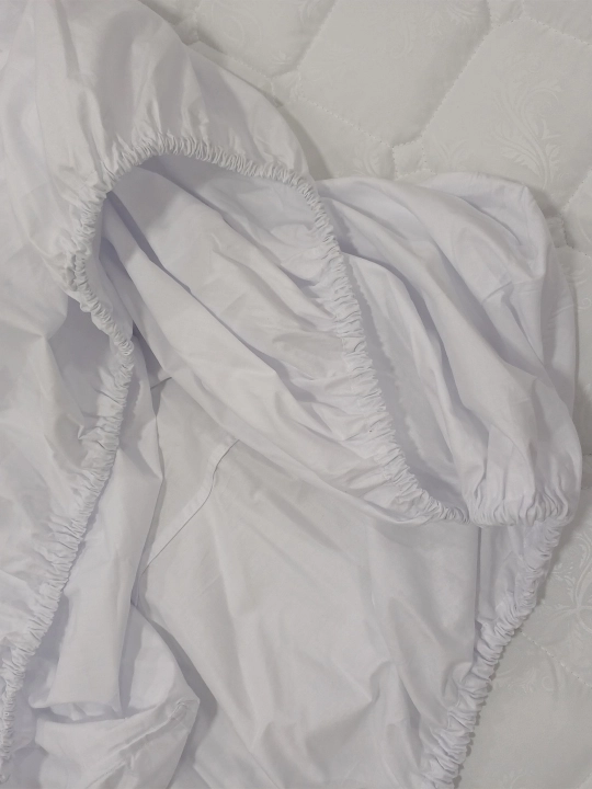 Dumaloq elastik choyshab Linens, 160x200x25 sm - 4139