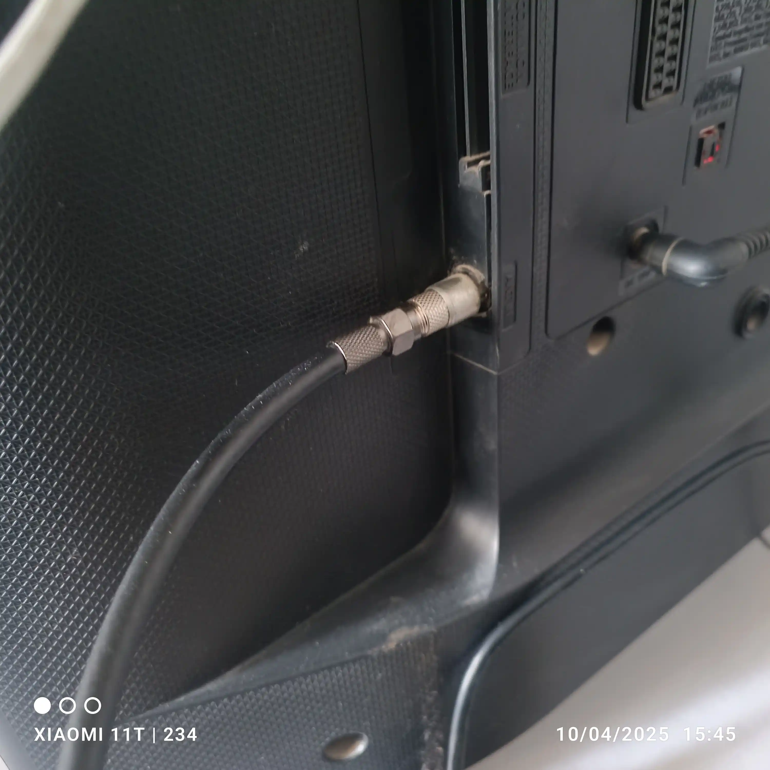 Televizor antenna va kabel televideniyasi uchun koaksial kabellar RG-6, TV kabel-shnur