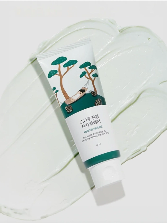 Пенка с экстрактом сосны и центеллы для проблемной кожи Round Lab Pine Cica Cleanser