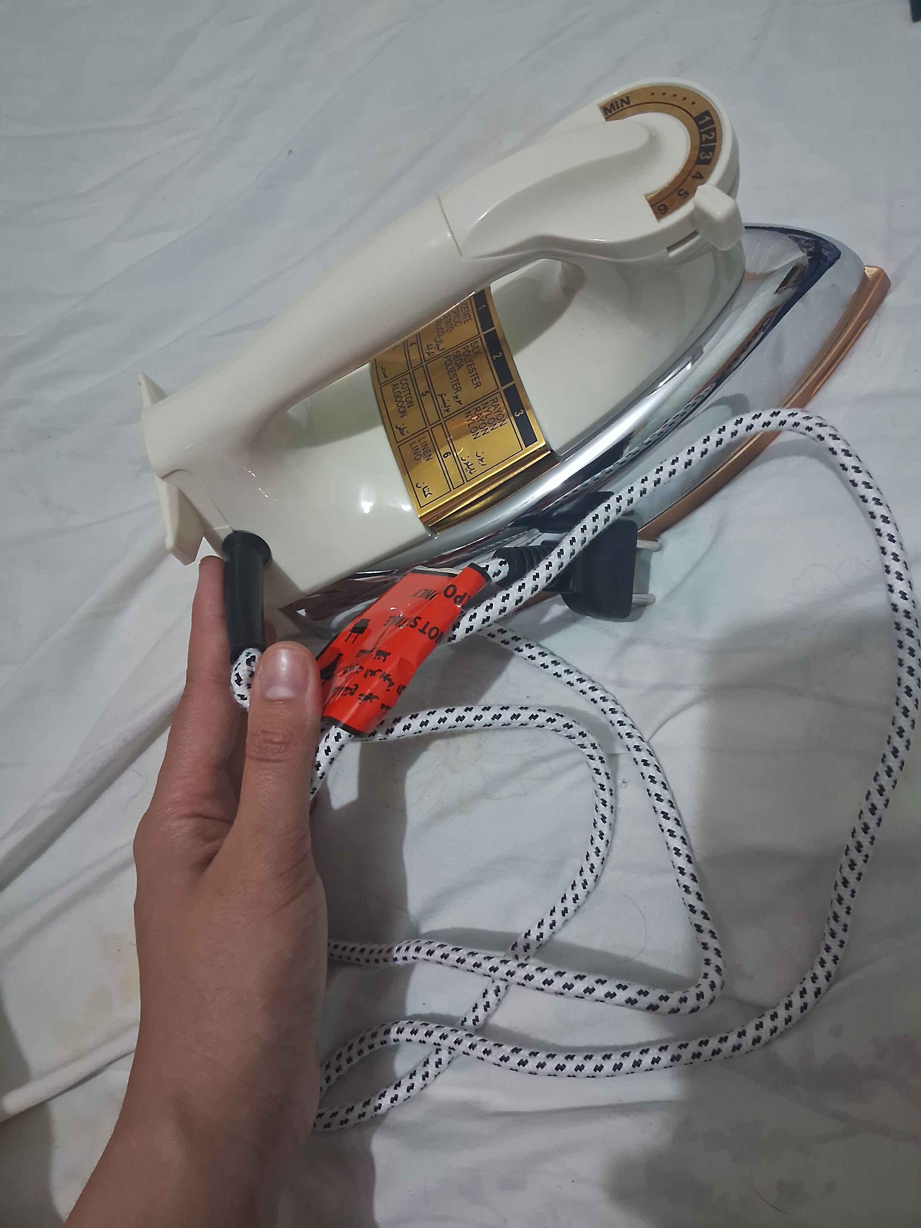 Jinsiy olatni biriktiruvchi porno Porno nasos suniy