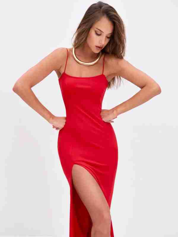 Onam oglining dumini hammomda sorib oldi Kiyimdagi kunnilingus haqida porno video