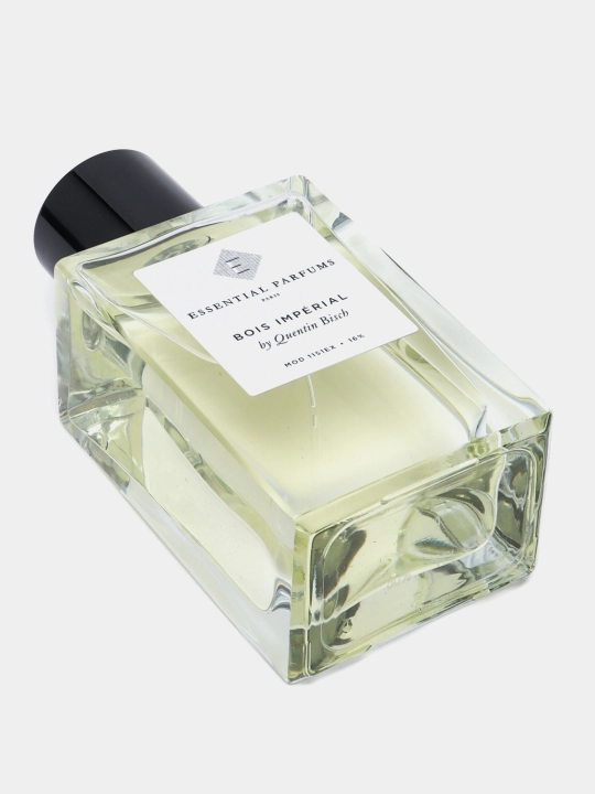 Parfumlangan suv Essential Parfums BOIS IMPERIAL-ga asoslangan