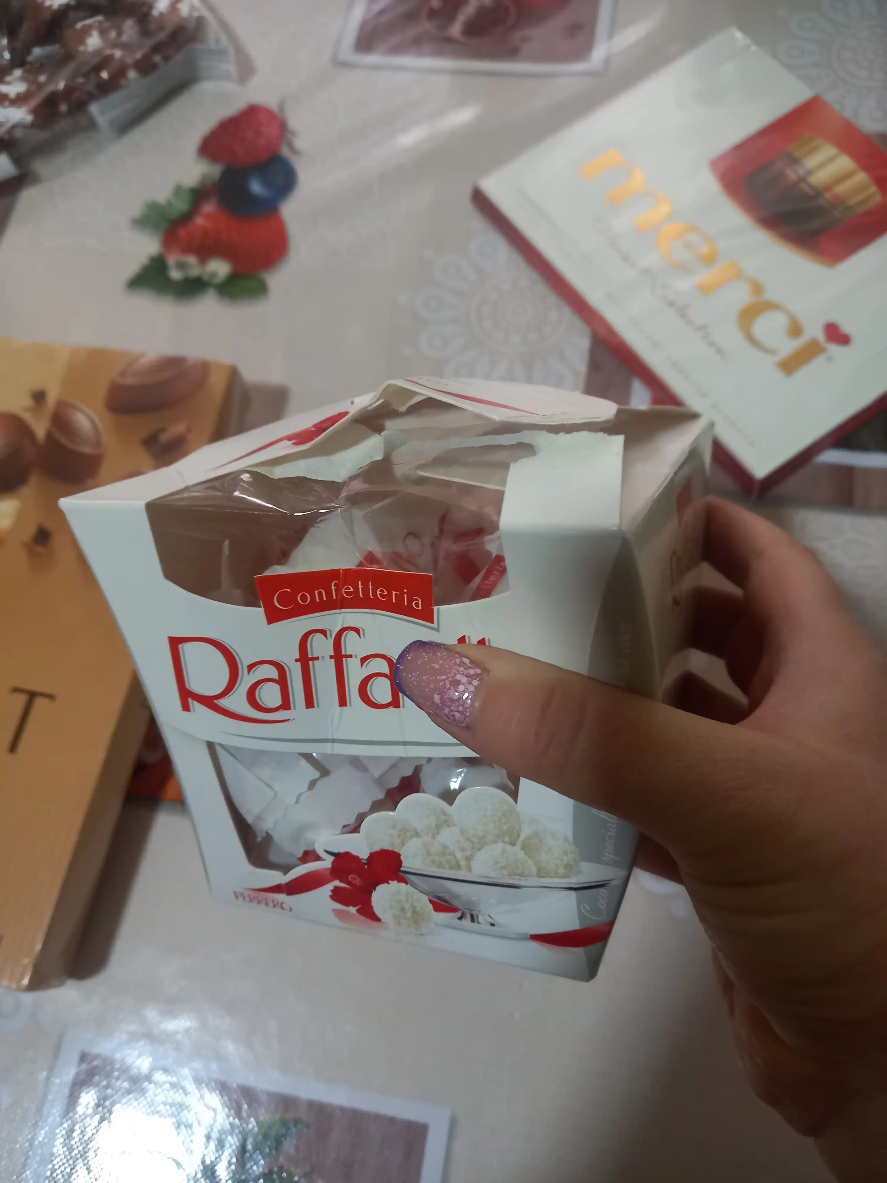Raffaello: конфеты с миндалем, 150 гр