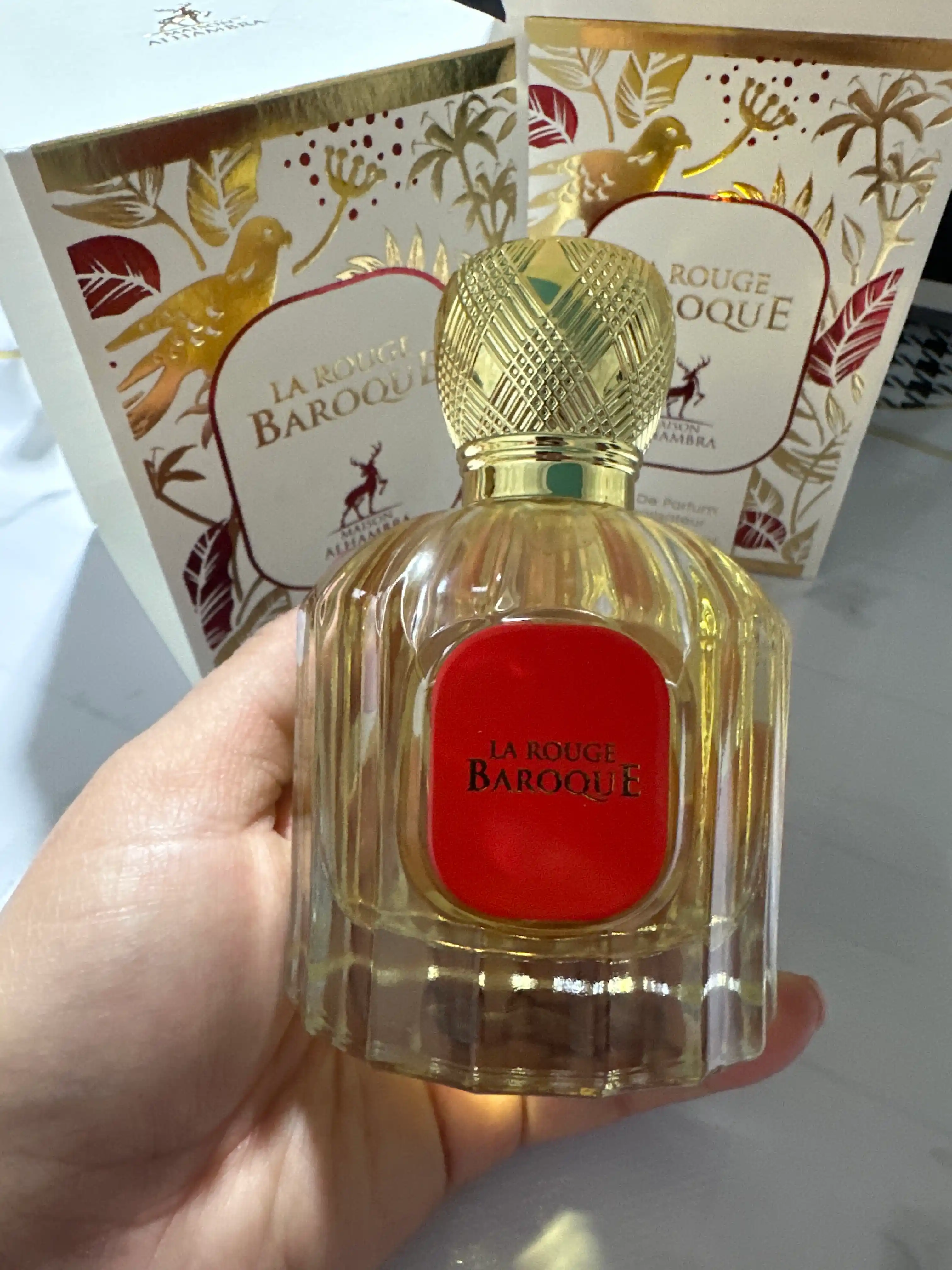 Maison Alhambra La Rouge Baroque parfumlangan suvi