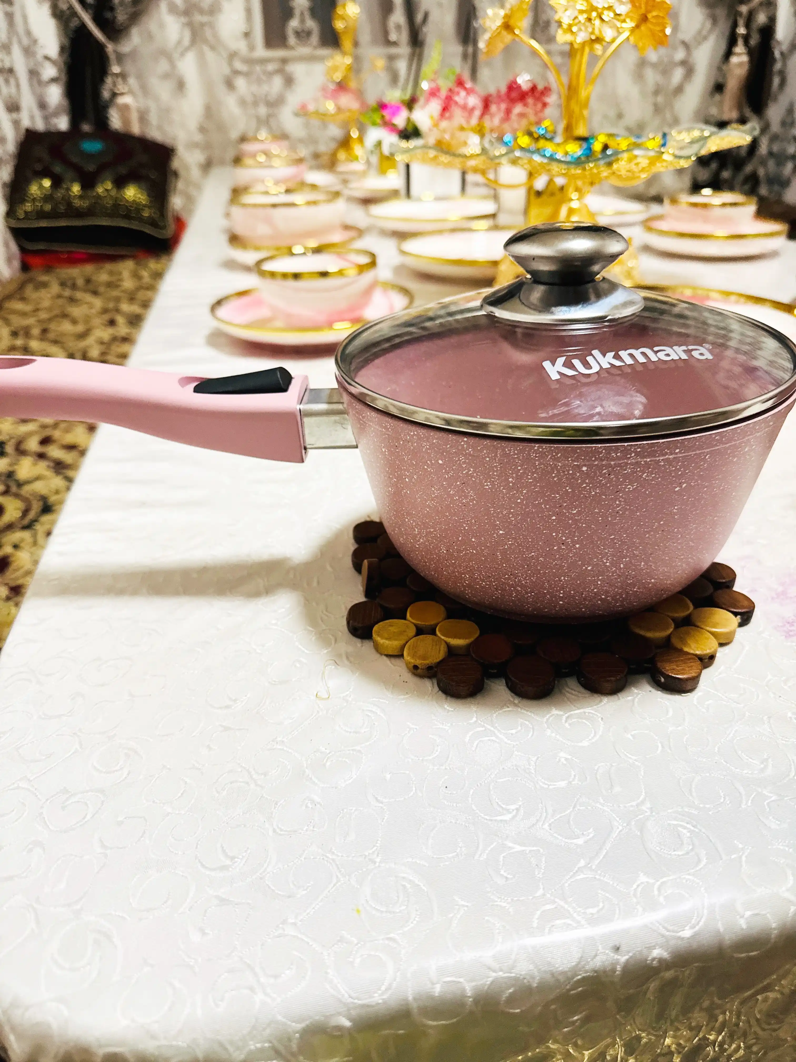 Cho'mich, olinadigan tutqichli va shisha qopqoqli AP liniyasi "Trendy style", 1.5 litr