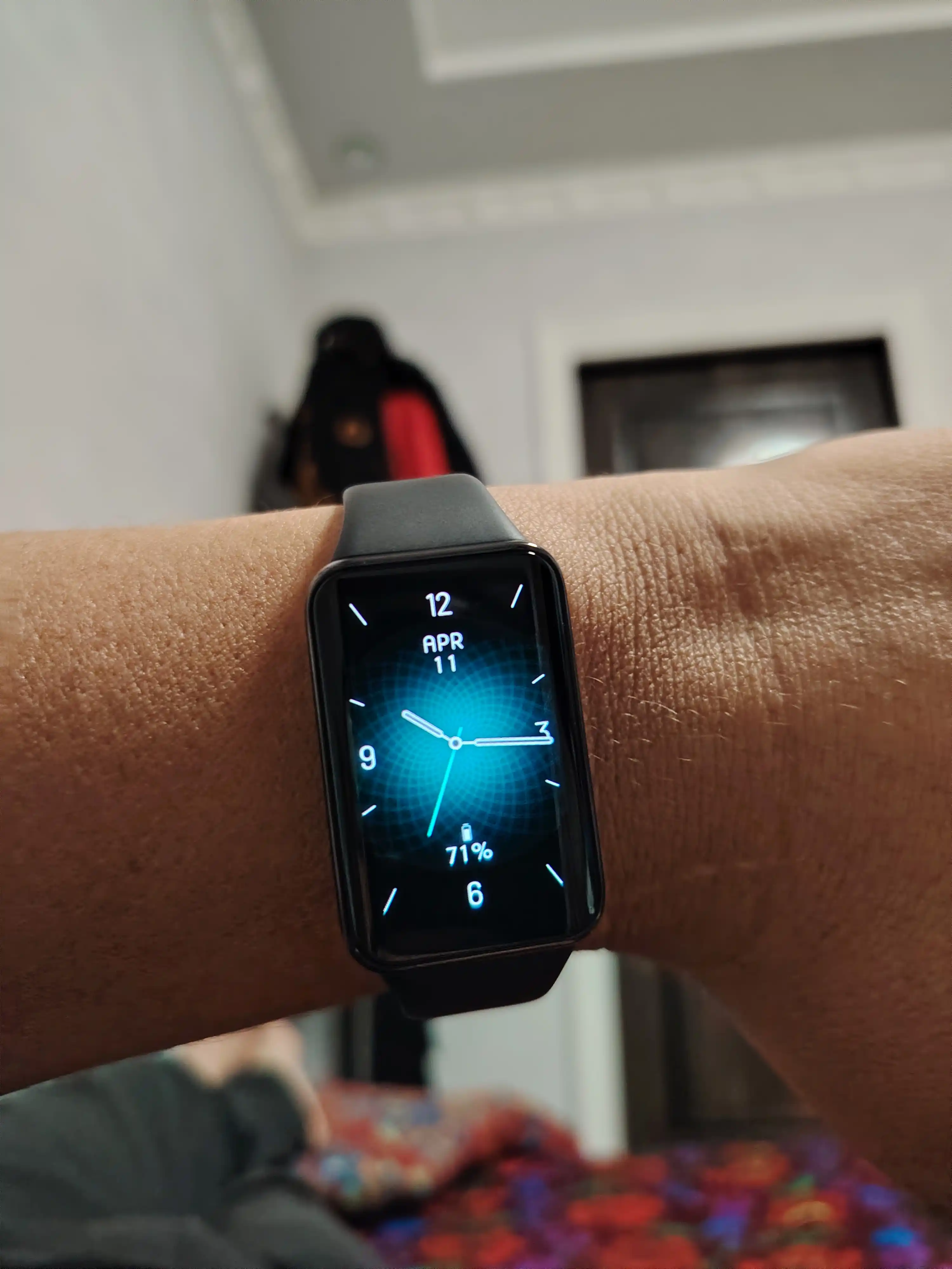 Honor Band 9 Asia, 1.57 dyuymli AMOLED 60Hz displey, 14 kunlik batareya, 96 ish rejimi
