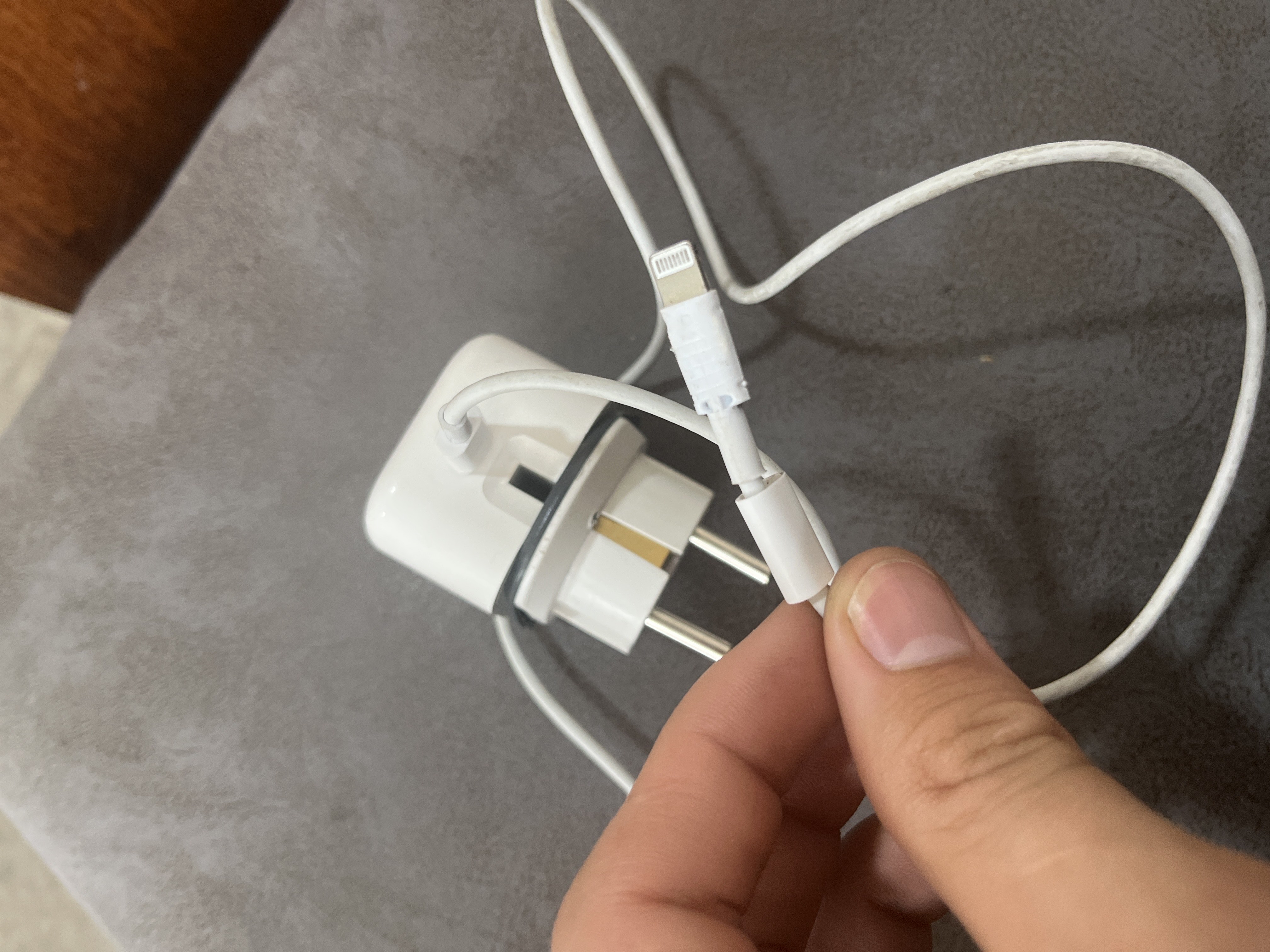 Zaryadchik iPhone uchun, blok Type-C, PD, kabel Type-C/Lightning, 20W. + So'vg'a