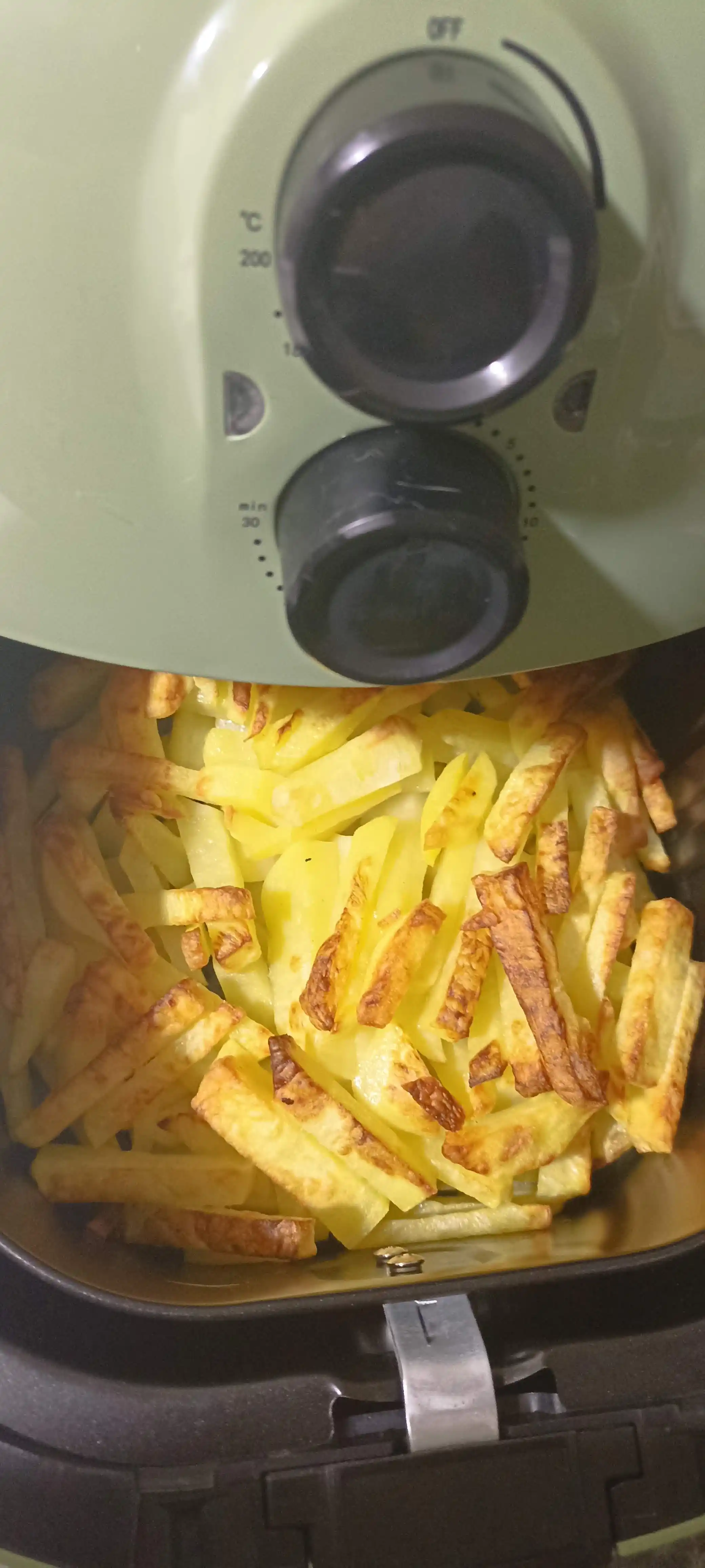 Frityurnitsa Air Fryer, ikkita boshqaruv tugmasi bilan, yashil