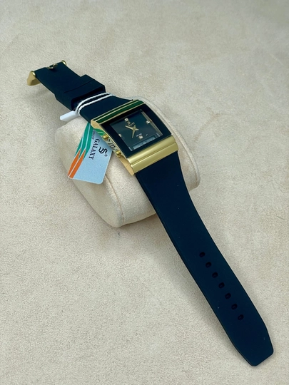 Женские классические наручные часы, в коробке — LWATCHS-85W0057-ЗОЛХАКИ