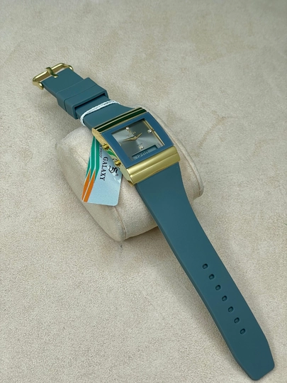Женские классические наручные часы, в коробке — LWATCHS-85W0057-БЕЖЕВ