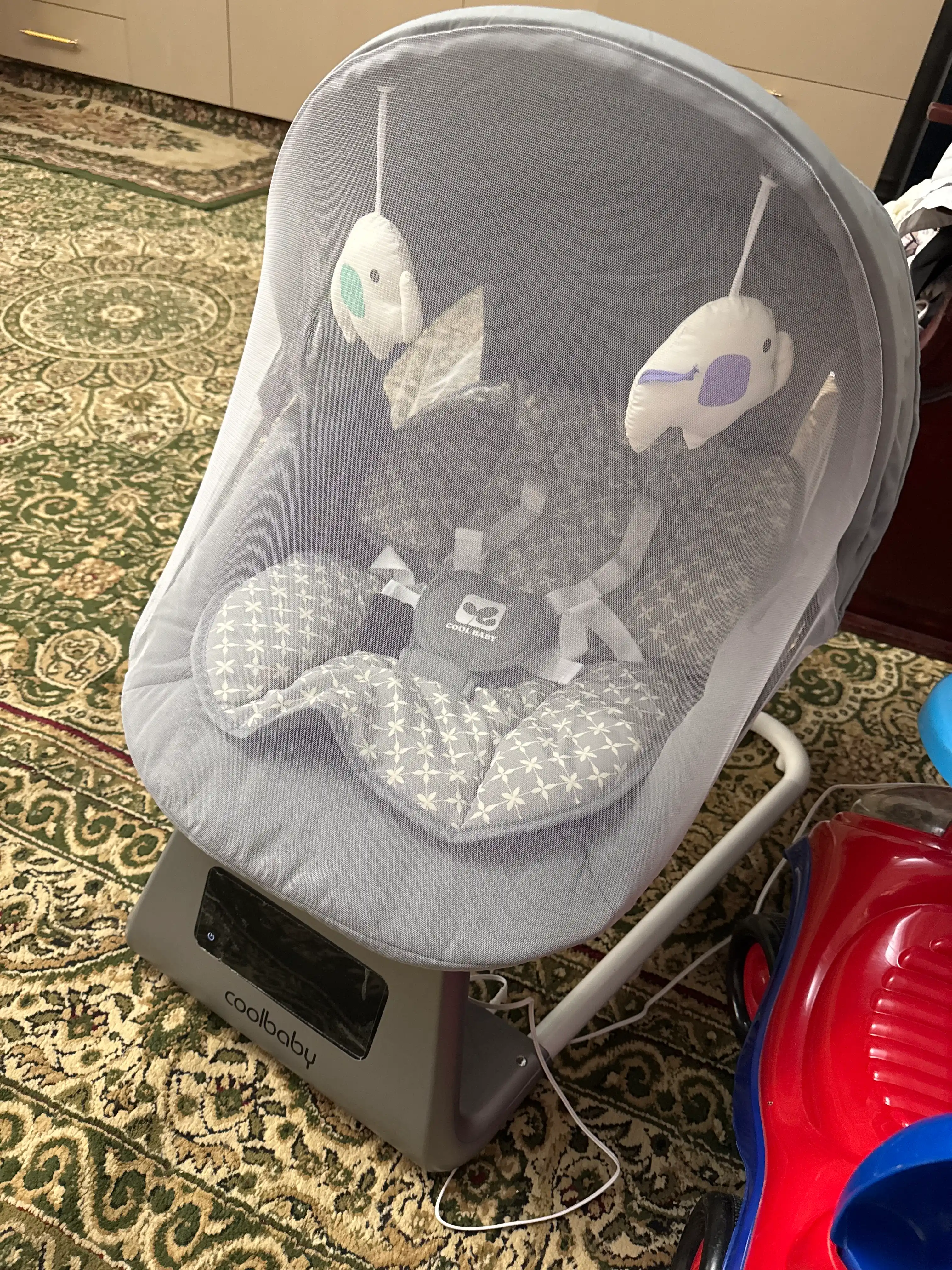 Bolalar uchun aqlli belanchak, elektron tebranish va musiqali, pultdan boshqarish