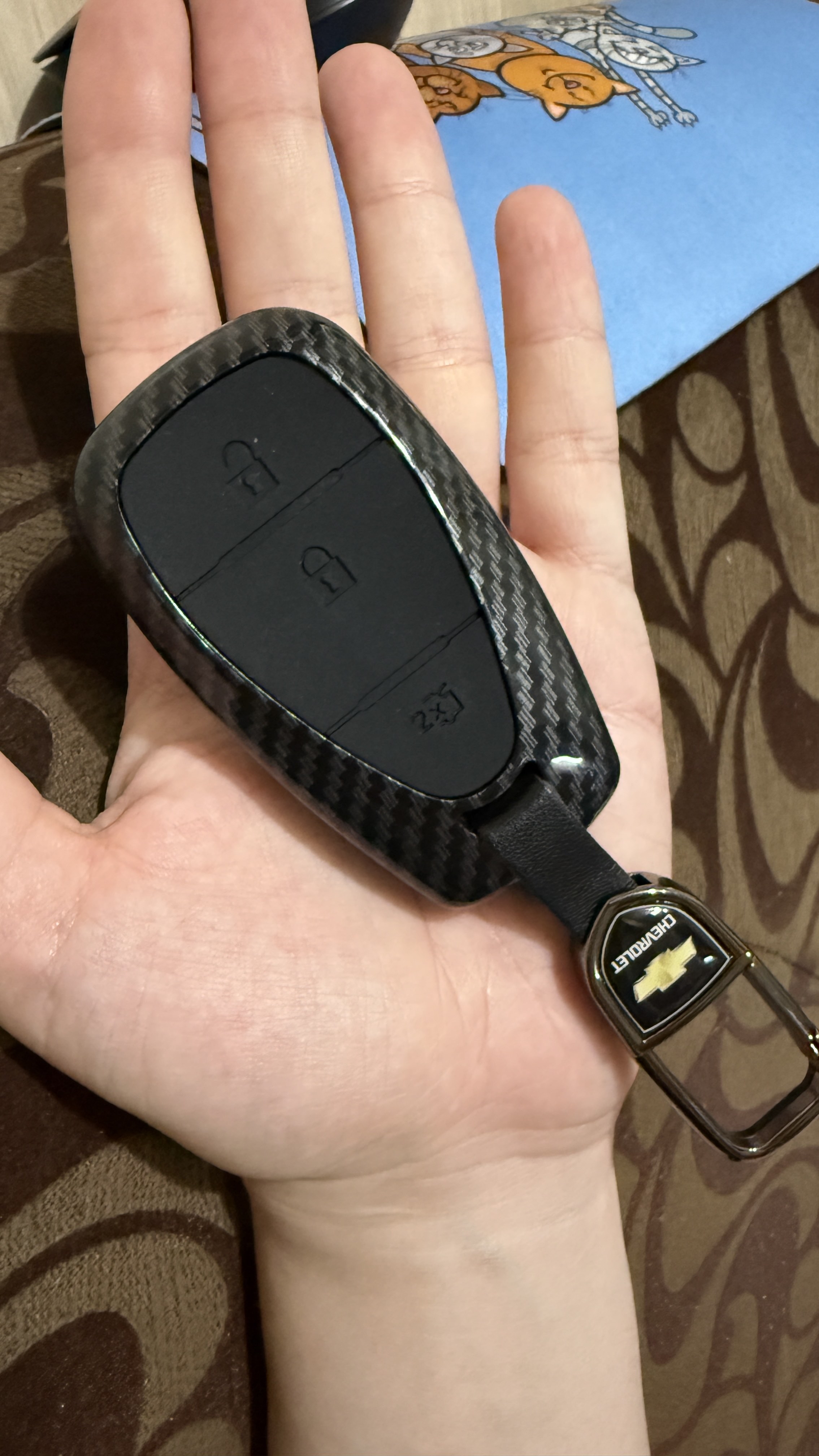 Карбоновый корпус для пульта автомобилей Malibu 2,Tracker 2,Onix, Cobalt, Monza, KIA, BYD