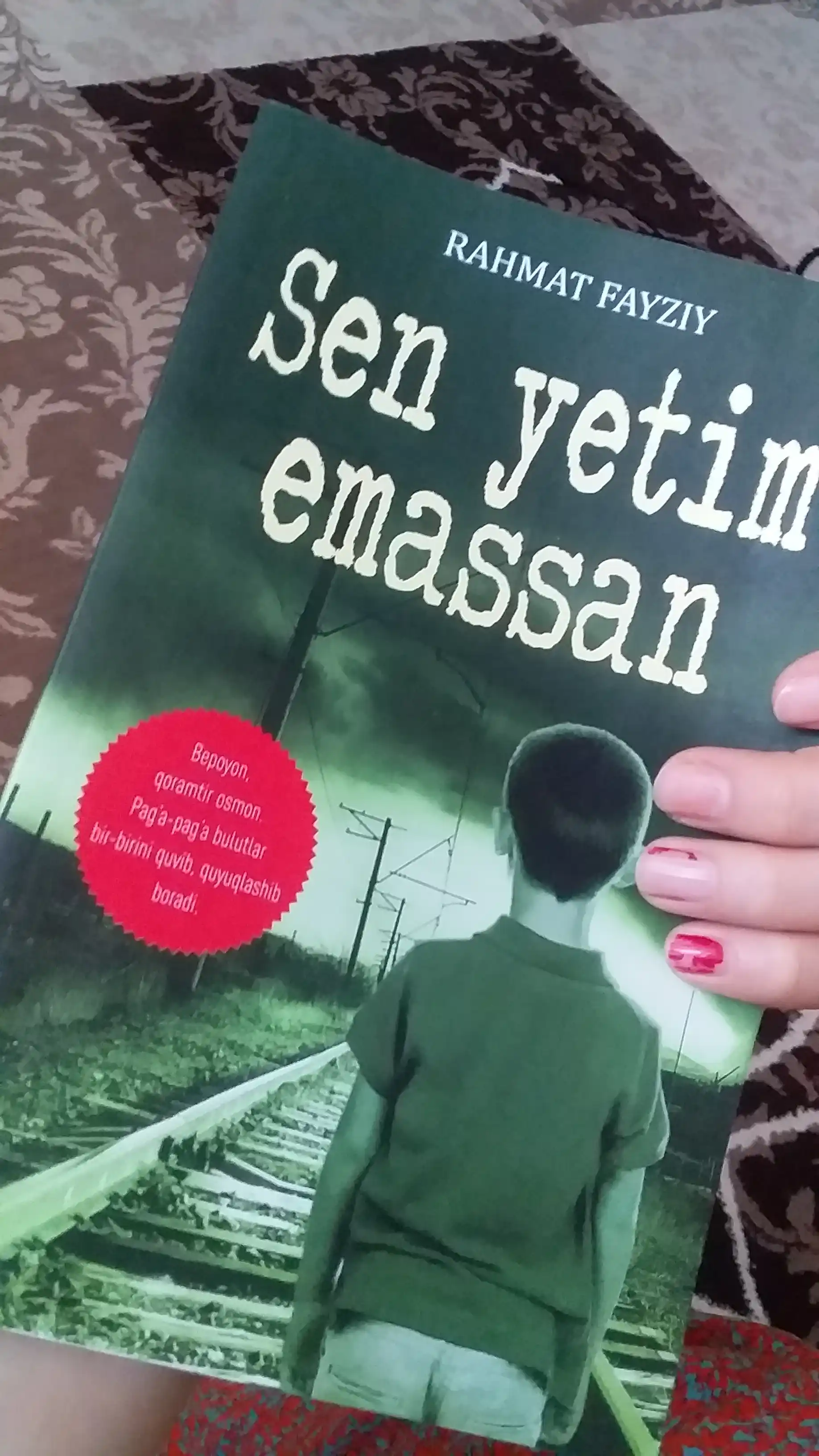 Hazrati inson — Rahmat Fayziy, mehr va insonparvarlik haqidagi roman