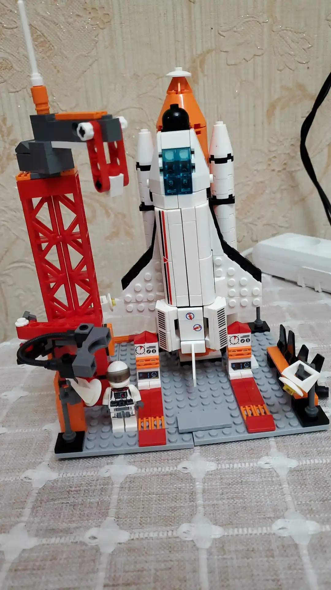 Конструкторы "Cosmo" Ракеты, корабли и космические станции совместим с Lego