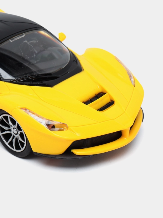 Игрушечная машина с пультом Luxuzious Car