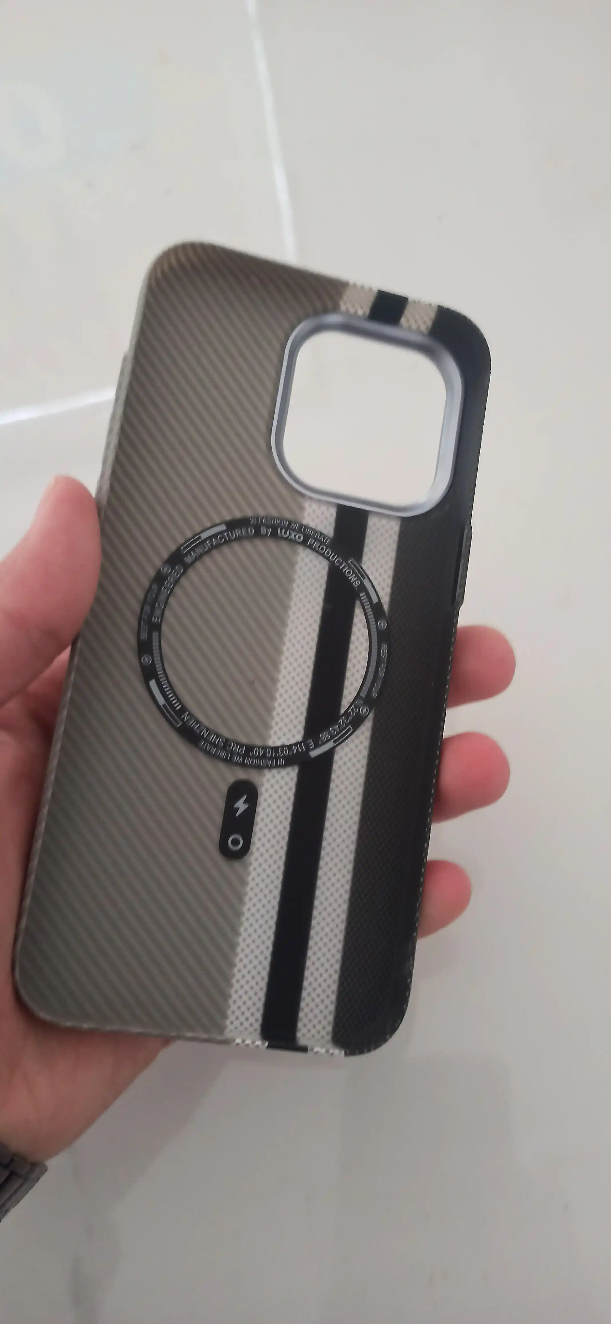 IPhone 13, 14, 15, 16 Pro, Pro Max uchun Magsafe karbon g'iloflar