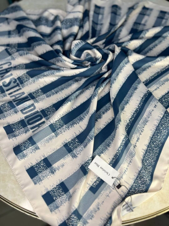 Dior ipak ro'mollar, hijob, shraf