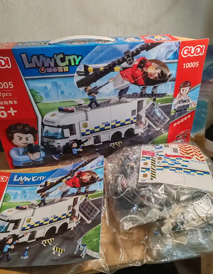 Lego mos konstruktor, lego avtomobil, samolyot, politsiya, vertolyot