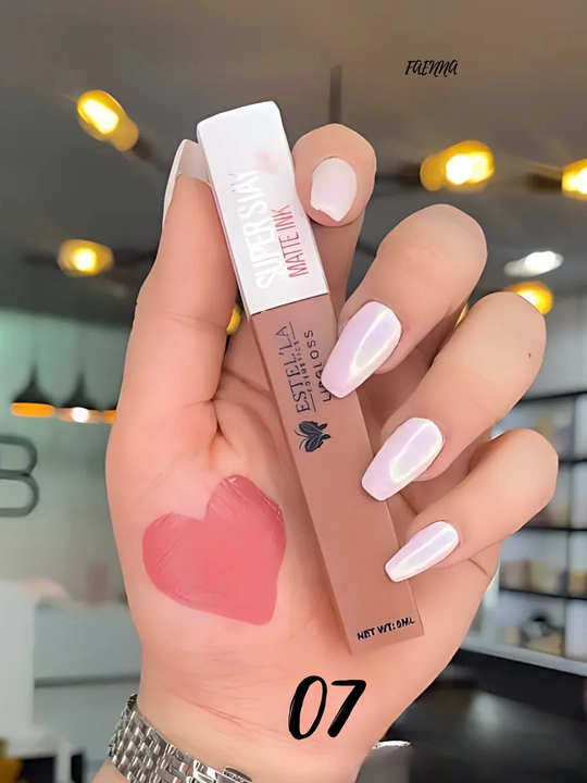 Super uzoq muddatli mat lab bo'yog'i "Super Stay Matte Ink", har yuz turi uchun 8 ta soya