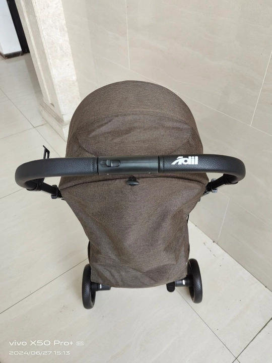 Коляска 8205D PRO LUX, для прогулок и сна