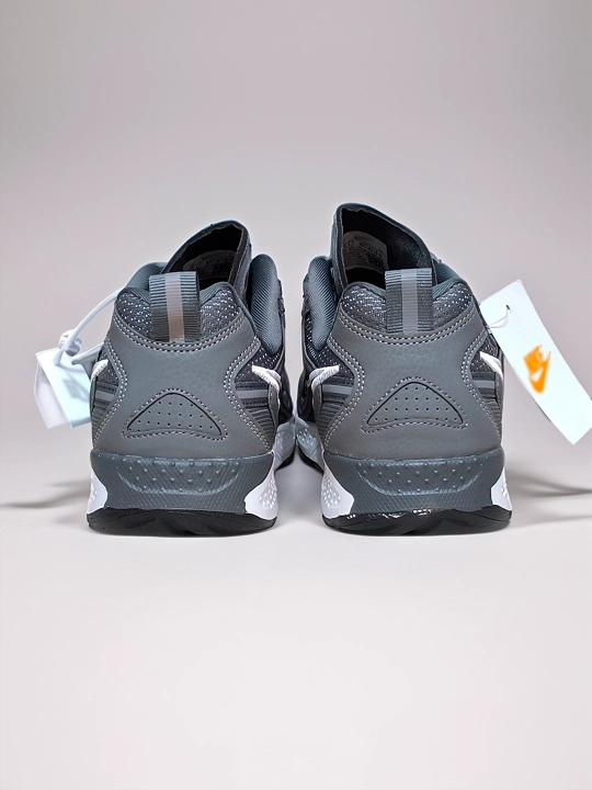 Erkaklar, ayollar, o‘smirlar krossovkalari Nike JAM, zal uchun, sport uchun, 41–45