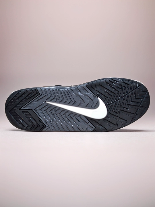 Erkaklar, ayollar, o‘smirlar krossovkalari Nike JAM, zal uchun, sport uchun, 41–45