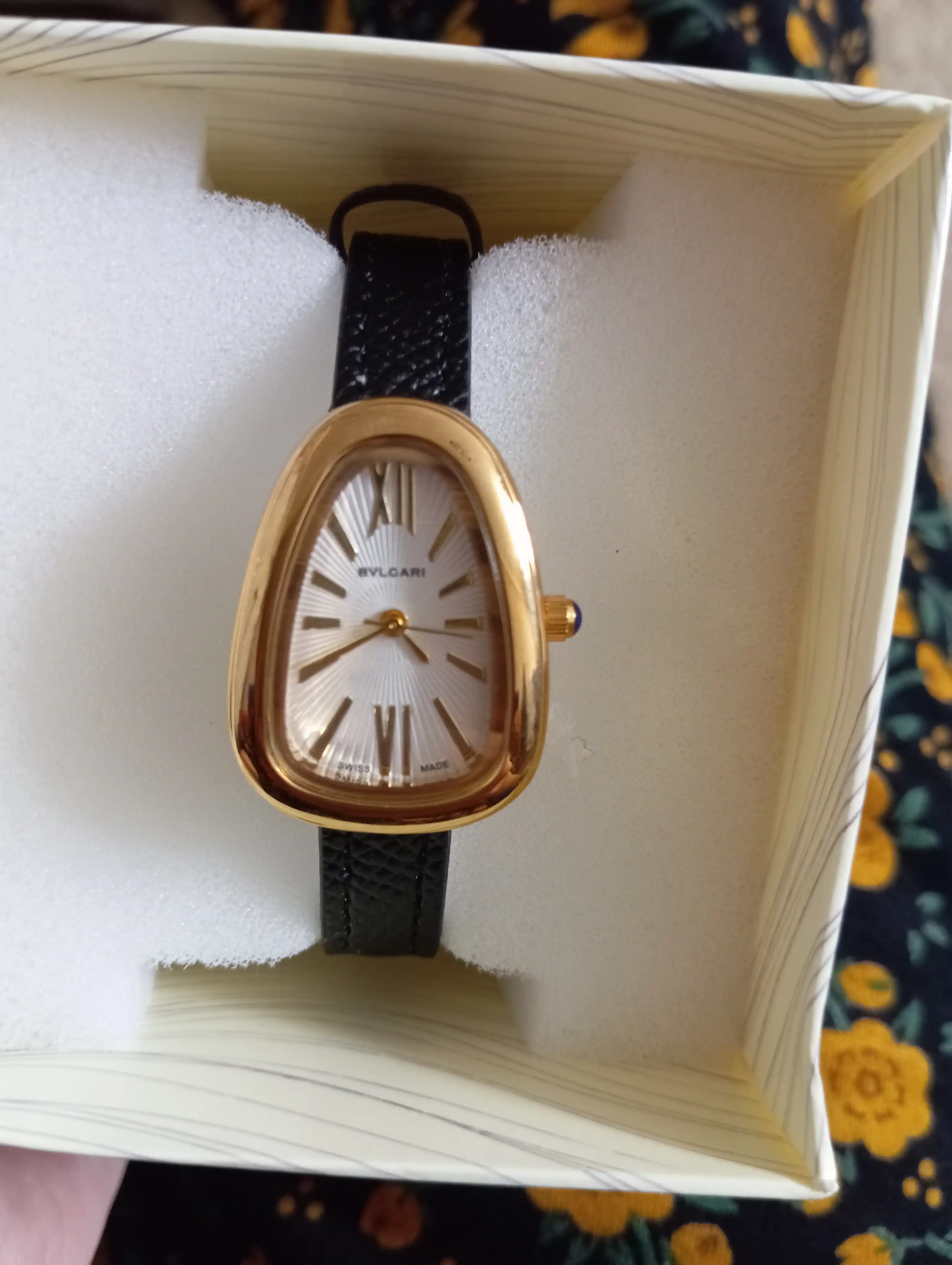 Наручные часы Bvlgari, классический дизайн,bulgari