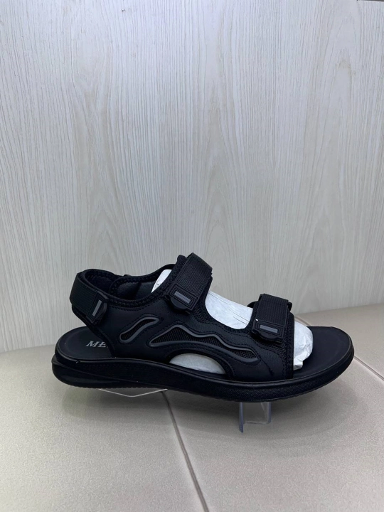 Erkaklar sandalilari, 40-45